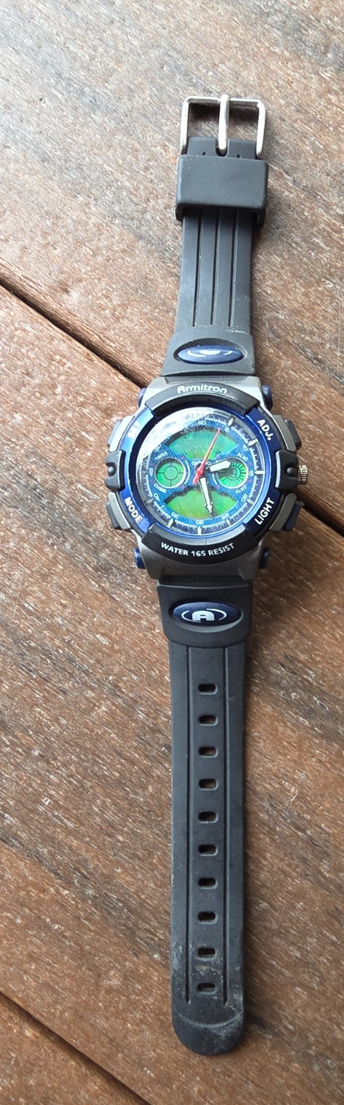 Vintage Armitron 20/1281 water-resistant to 165 watch
