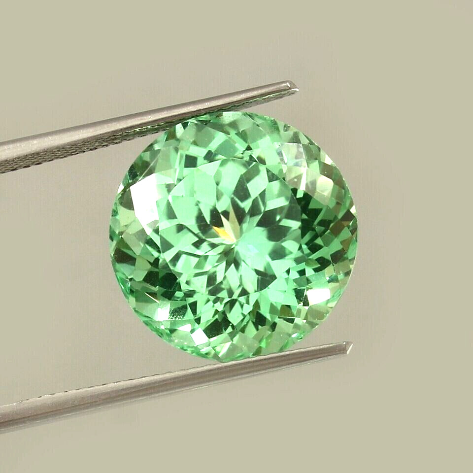 Natural Flawless Ceylon FL Green Parti Sapphire 22 Ct Round Cut Loose Gemstone