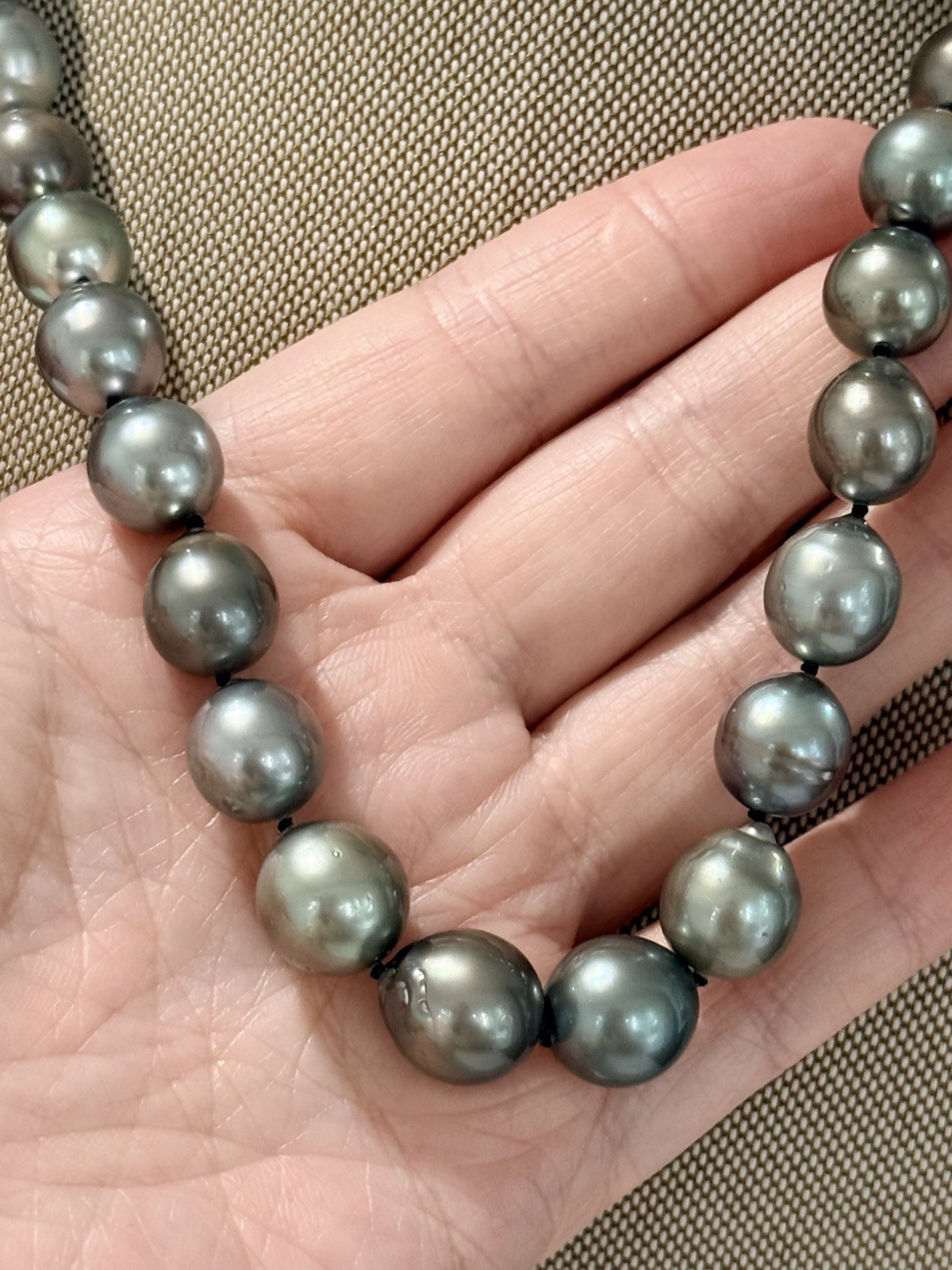 Cultured 10.4-12.3mm Tahitian Pearl South Sea Pearl 14K Gold Clasp Necklace 19”