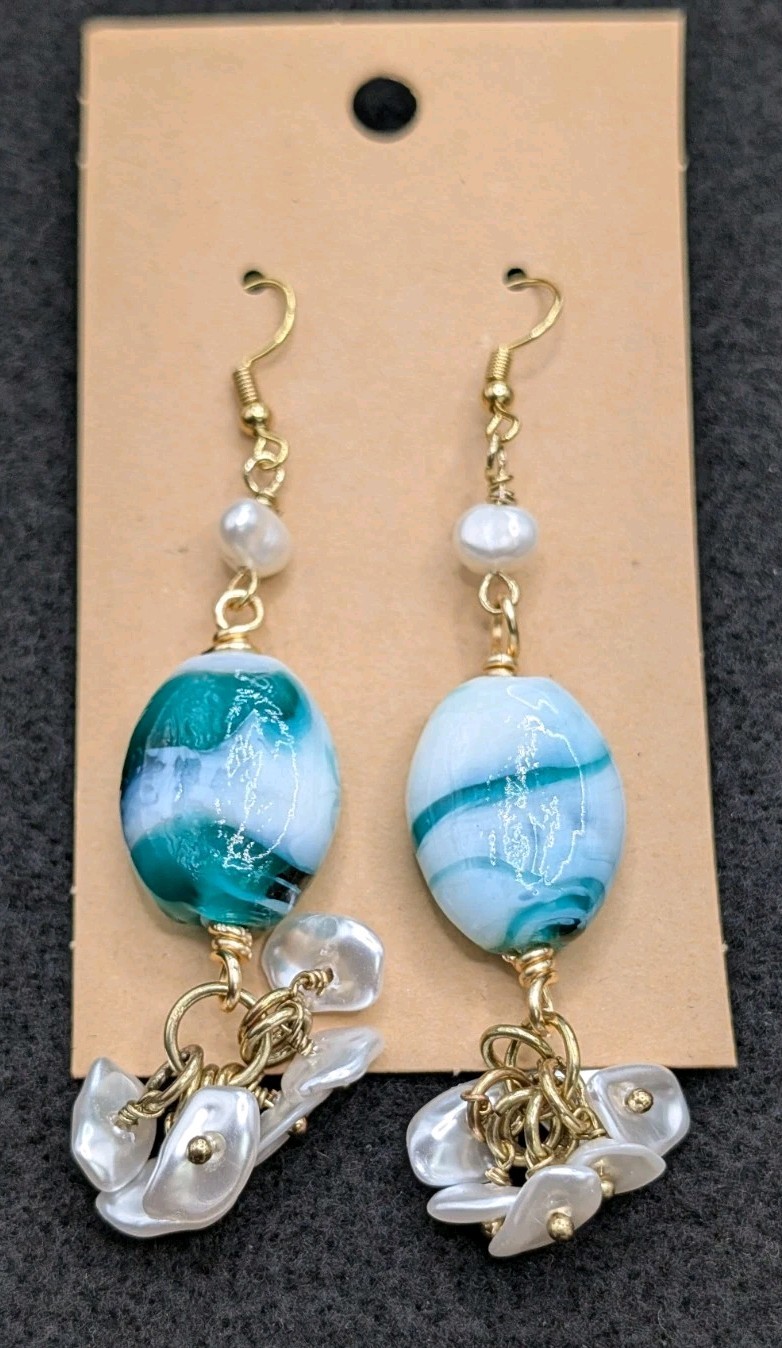 Women’s Flower Stylish Boho Mixed Beaded Drop Dangly Hook Earrings 💙💚🤍