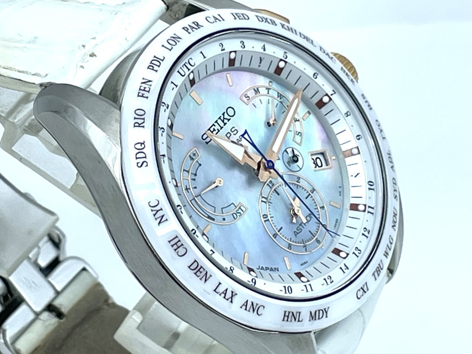 SEIKO ASTRON GPS Radio Wave Solar Men’s Watch Beautiful MOP Dial 8X53-0AJ0-2