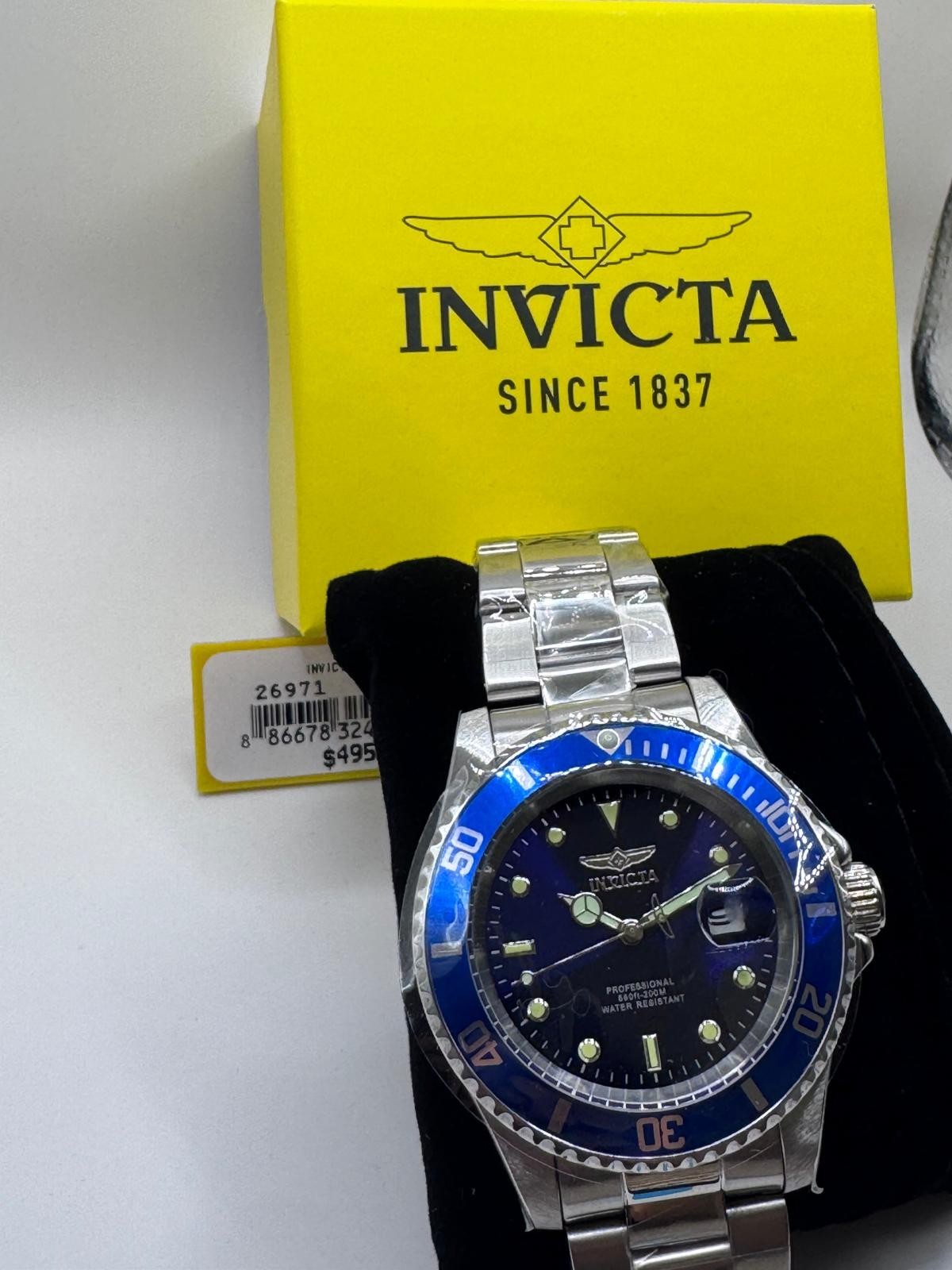 Invicta Pro Diver Men’s Quartz 200m Blue Dial/Bezel Stainless Bracelet w/Box