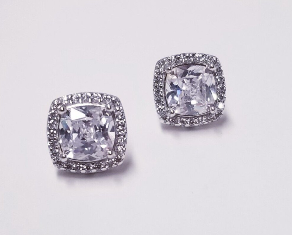 Genevive Jewelry Renée Demi Square Button Sterling Silver Earrings