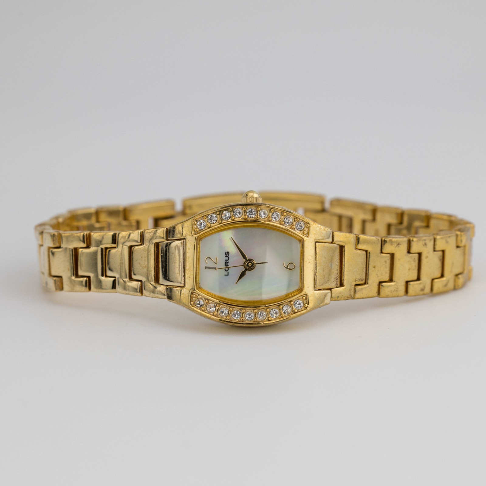 LORUS LR2116 Mother-of-Pearl Dial Quartz Women’s Watch Sz. 6 3/4″ New Battery