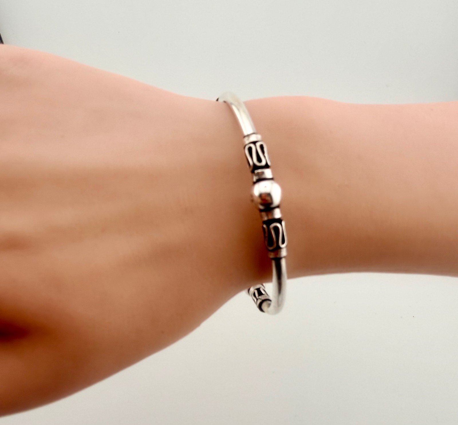 92.5 Pure Silver Handmade Bangle with Design