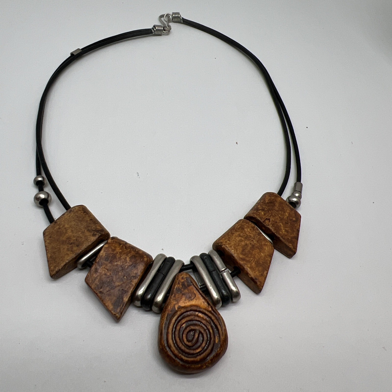 Vintage Brown Earthy Ceramic Beaded Leather Cord 16” Necklace 8294