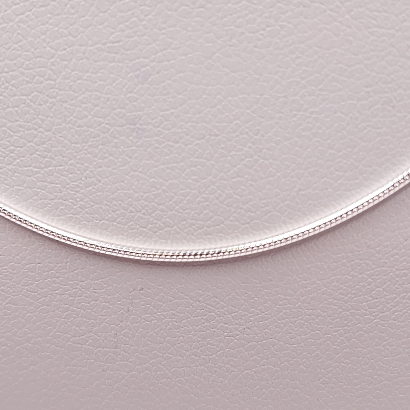 925 NEW Sterling Silver ITALIAN Ajustable Snake Chain 22″ Length 1mm Width FREE
