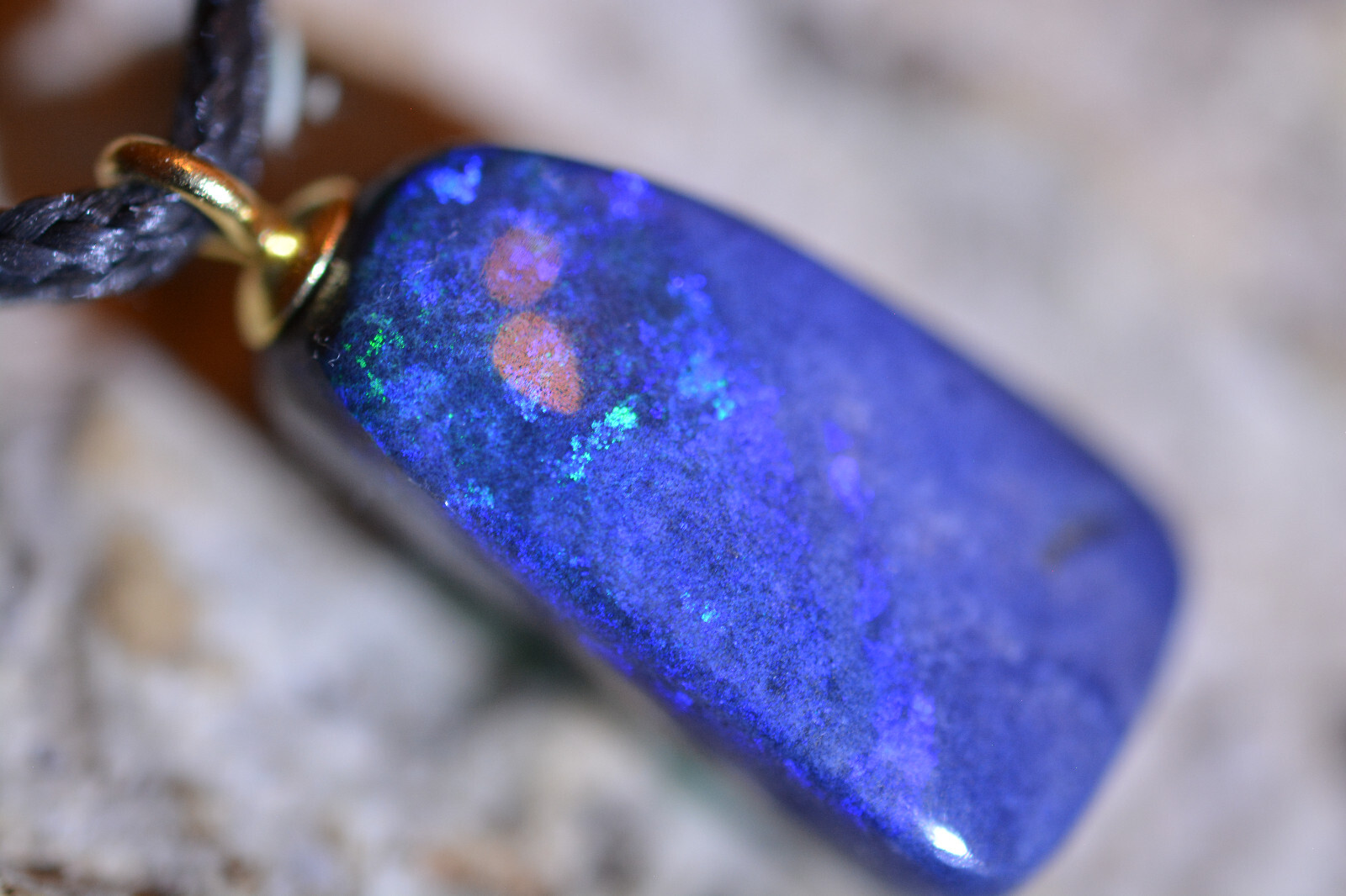 18ct 22x11x8 Nice Blue Green Mooka Hard Matrix Boulder Opal Necklace Australia Gem