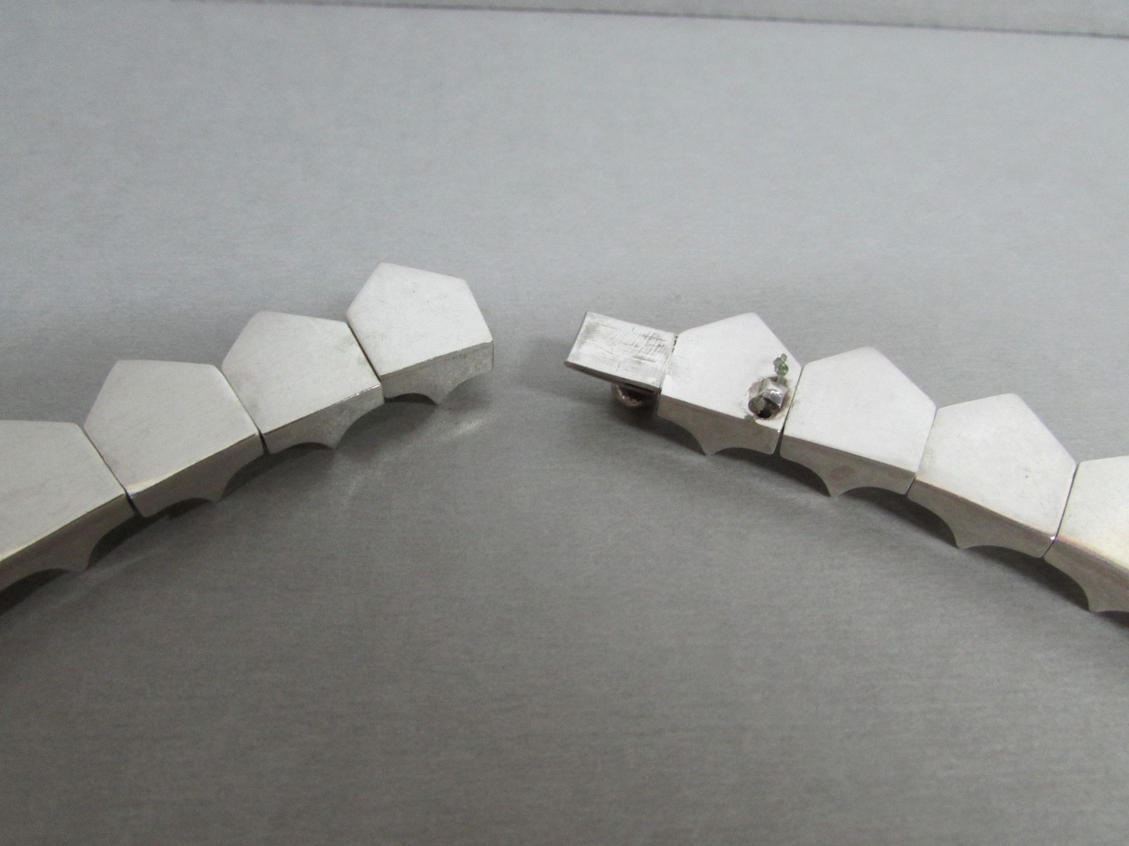 Necklace, Collar, Antonio Pineda, Chevrons, 15.5” 178.6 g. Sterling,970, Taxco