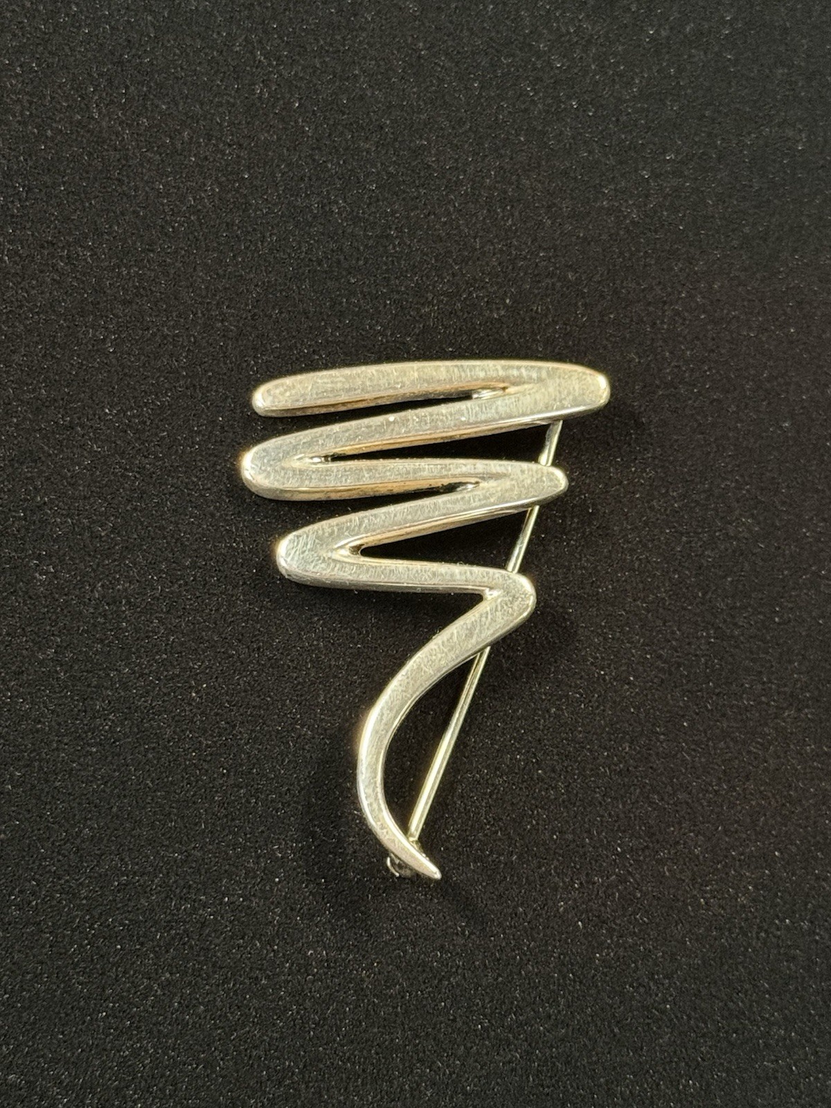 Paloma Picasso Tiffany & Co .925 Zig Zag Pin Brooch W/Bag Item #490