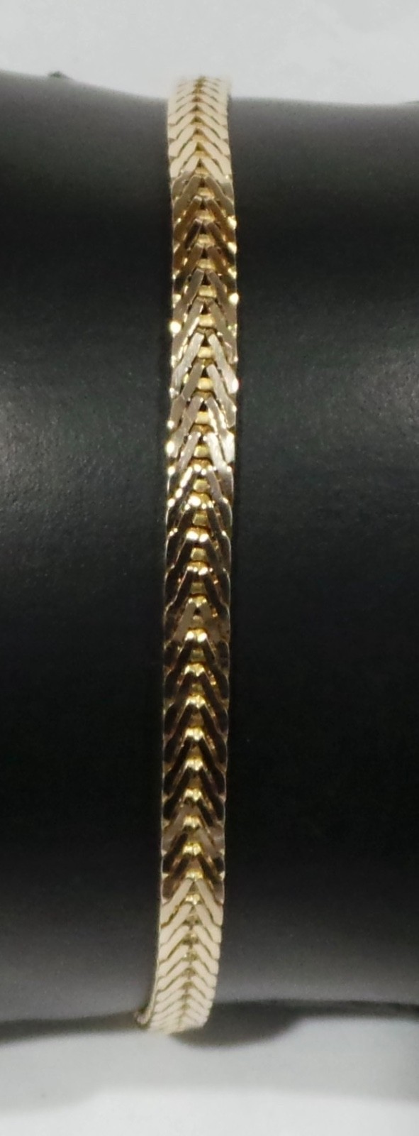 14k Yellow Gold 7″ Herringbone Link Bracelet 6.76 Grams 3.7mm