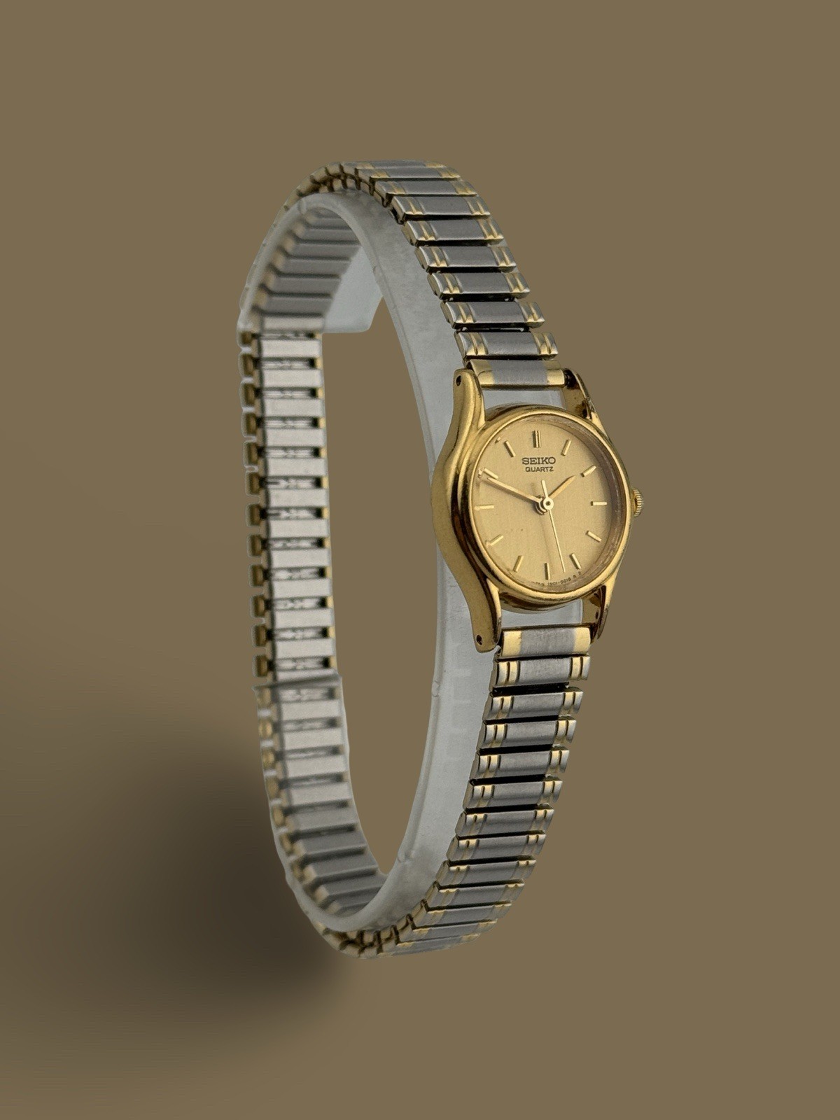 Seiko Watch Gold-Tone Dial and a Two-Tone Expandable Bracelet 1NO1- OE19
