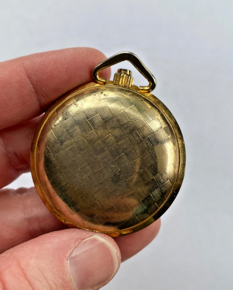 Seato Royal Time Golden Star Full Hunter Swiss Pocket Watch Nonworking Gold Tone