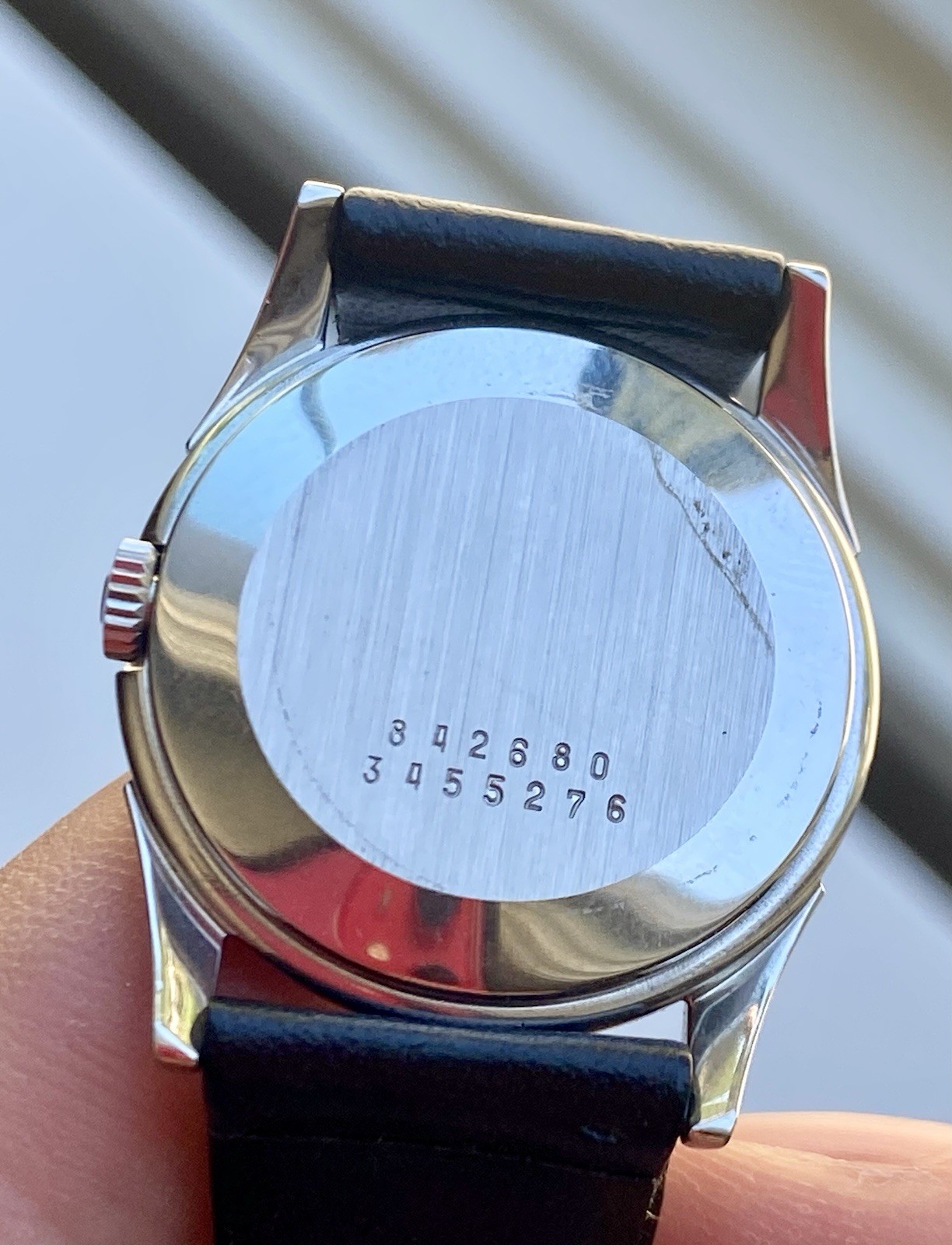 Universal Geneve Ladies 25mm Stainless Steel Bullhorn Case Cal. 1-42 Salmon Dial