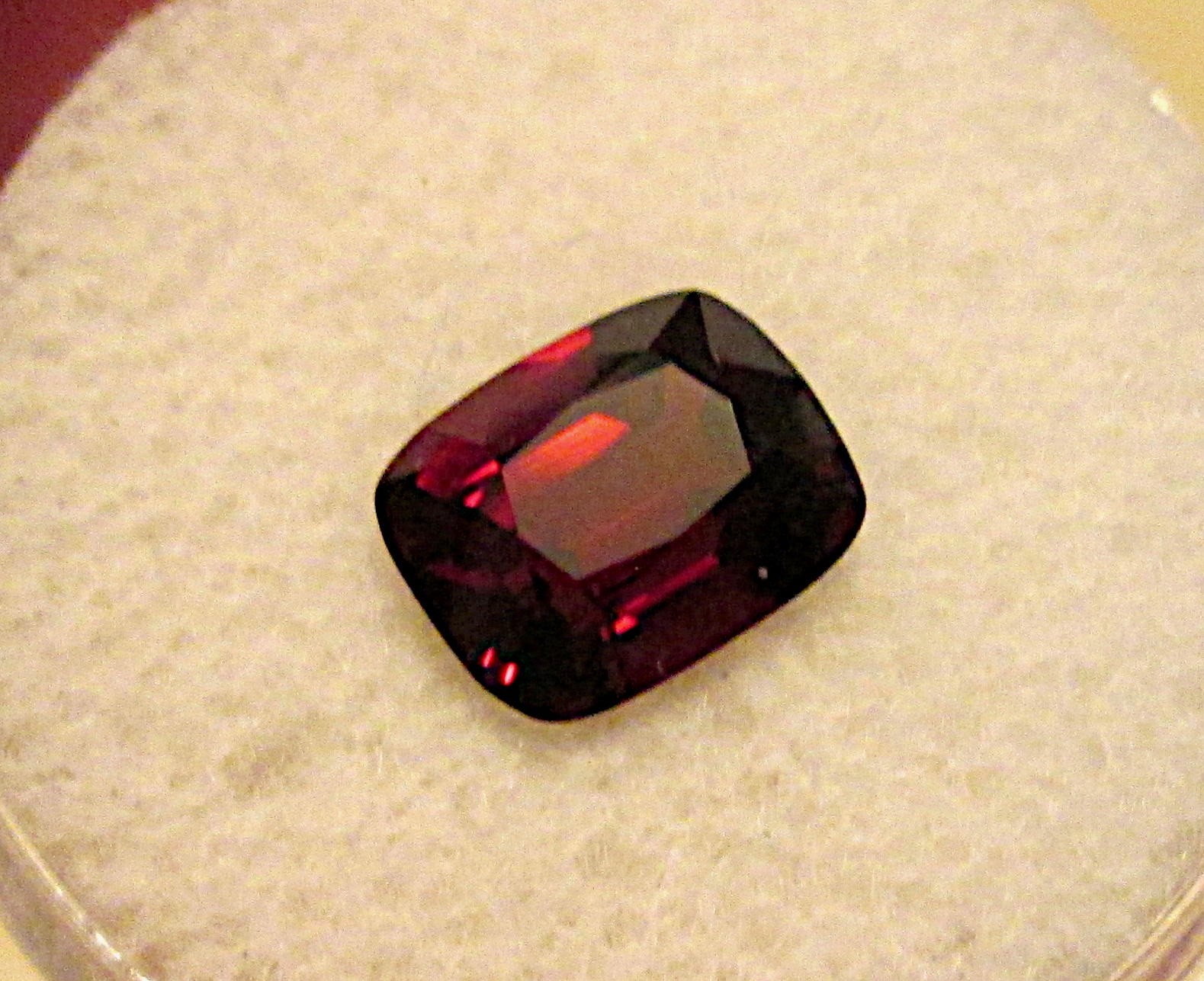STRIKING 2.56 CT NATURAL NOBEL RED SPINEL FACETED CUSHION CUT MYANMAR
