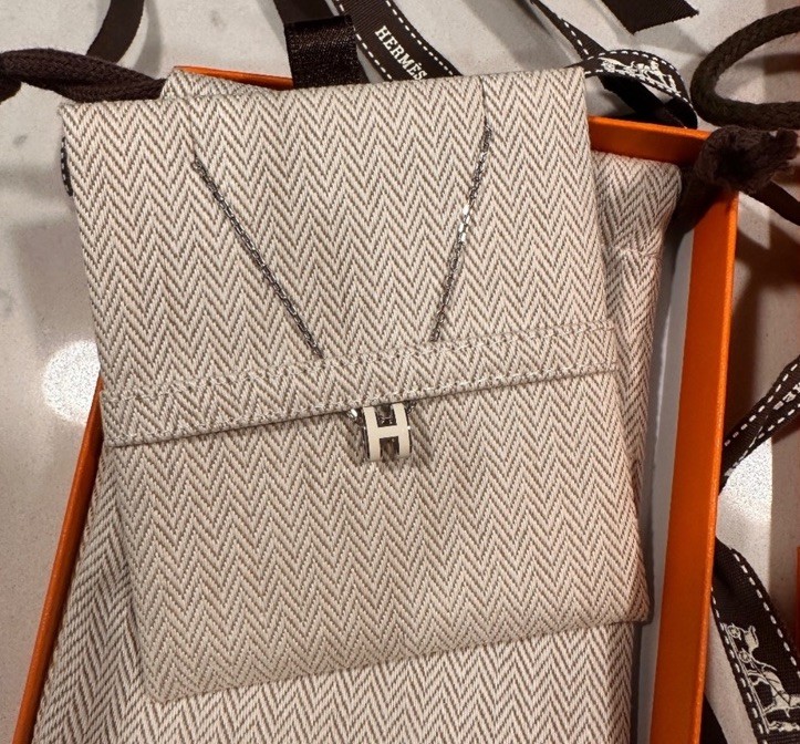 HERMES Mini Pop H Pendant Necklace Blanc White PHW