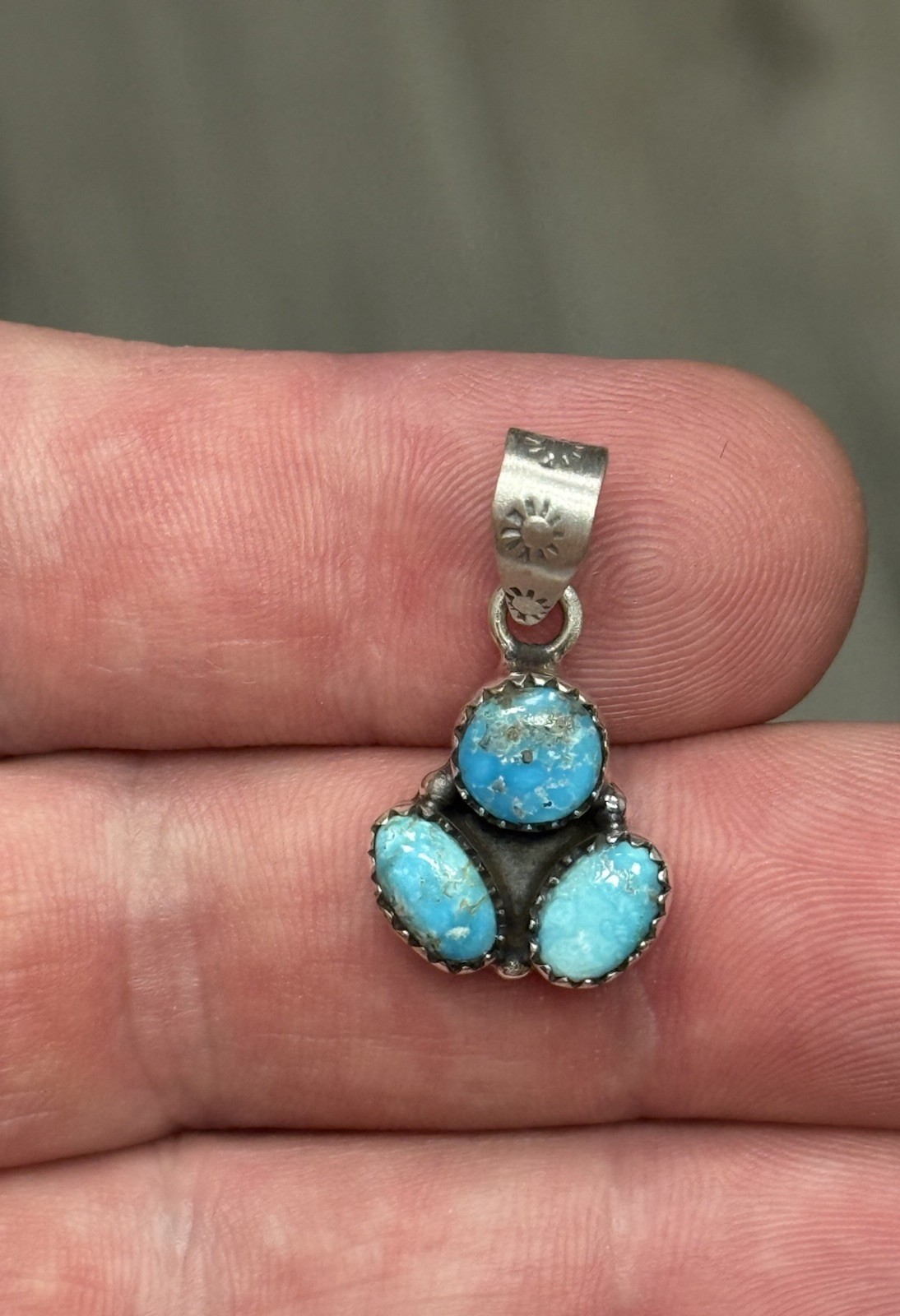 STERLING SILVER WHITE WATER TURQUOISE 3 STONE MIX SHAPE CLUSTER PENDANT .925