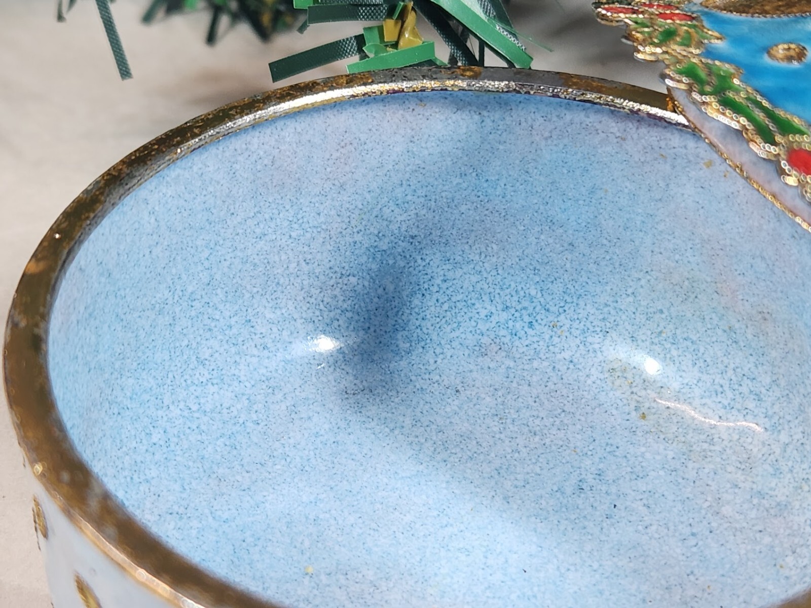 Cloisonné Light Blue Christmas Trinket Box Angel Holly Leaves Border 3.75in wide
