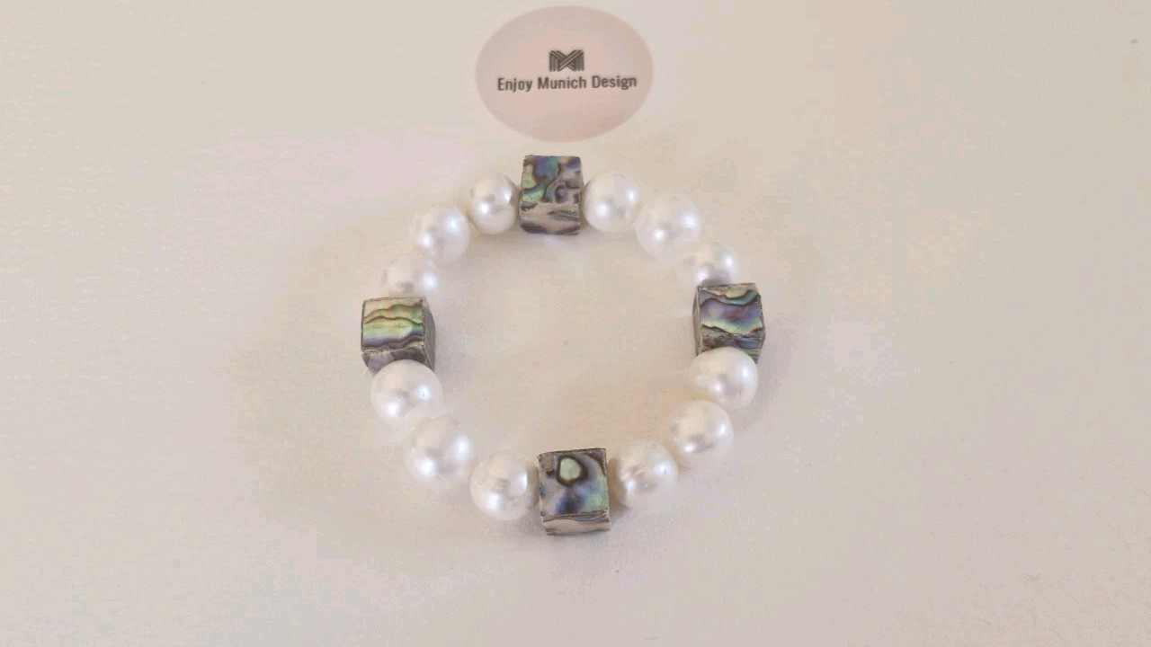 Beaded Bracelet with Abalone Cube