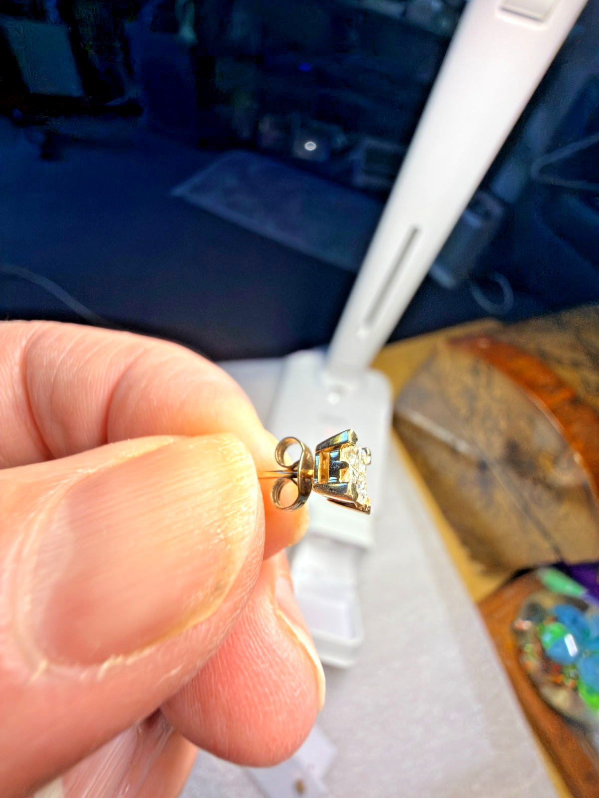 Vintage Gold Stud Earrings – Lab Diamonds? – 9K Solid Gold