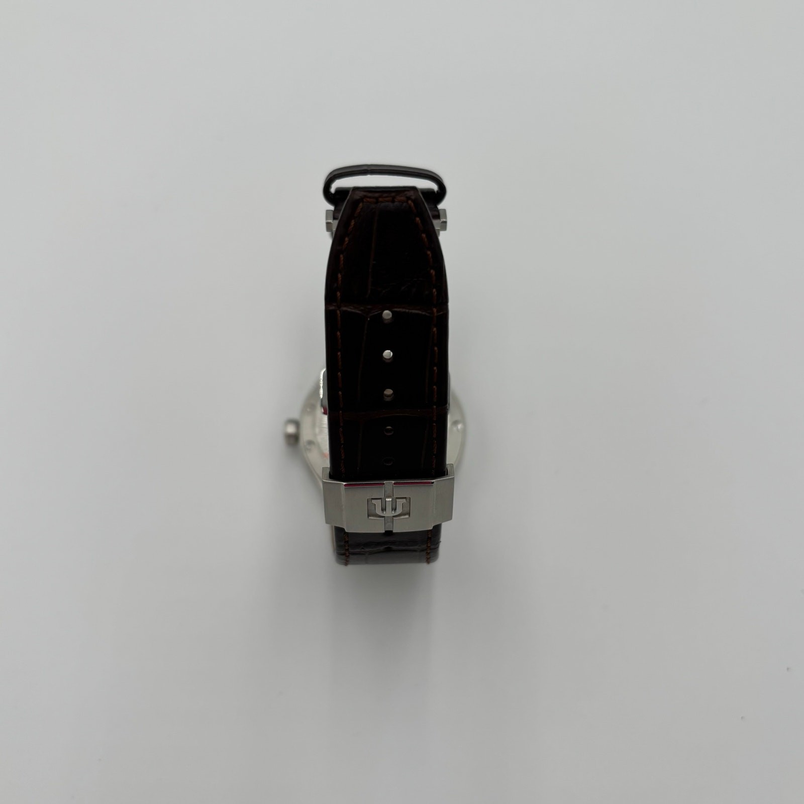 Maurice Lacroix Aikon Automatic Gents 42mm AI6008-SS001-331-1 AI6008-SS002-331-2