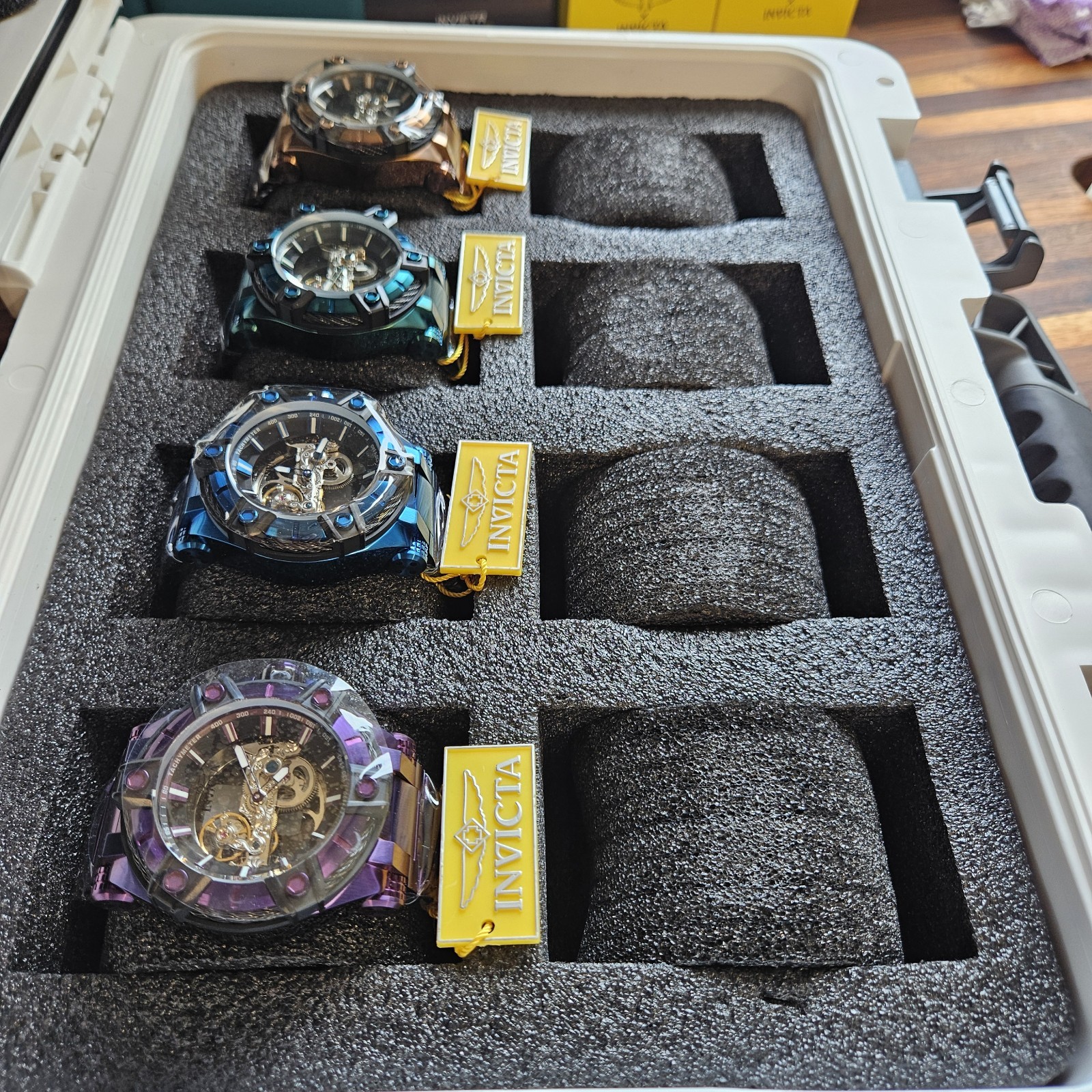 Invicta Bolt Phantom Bundle With Case