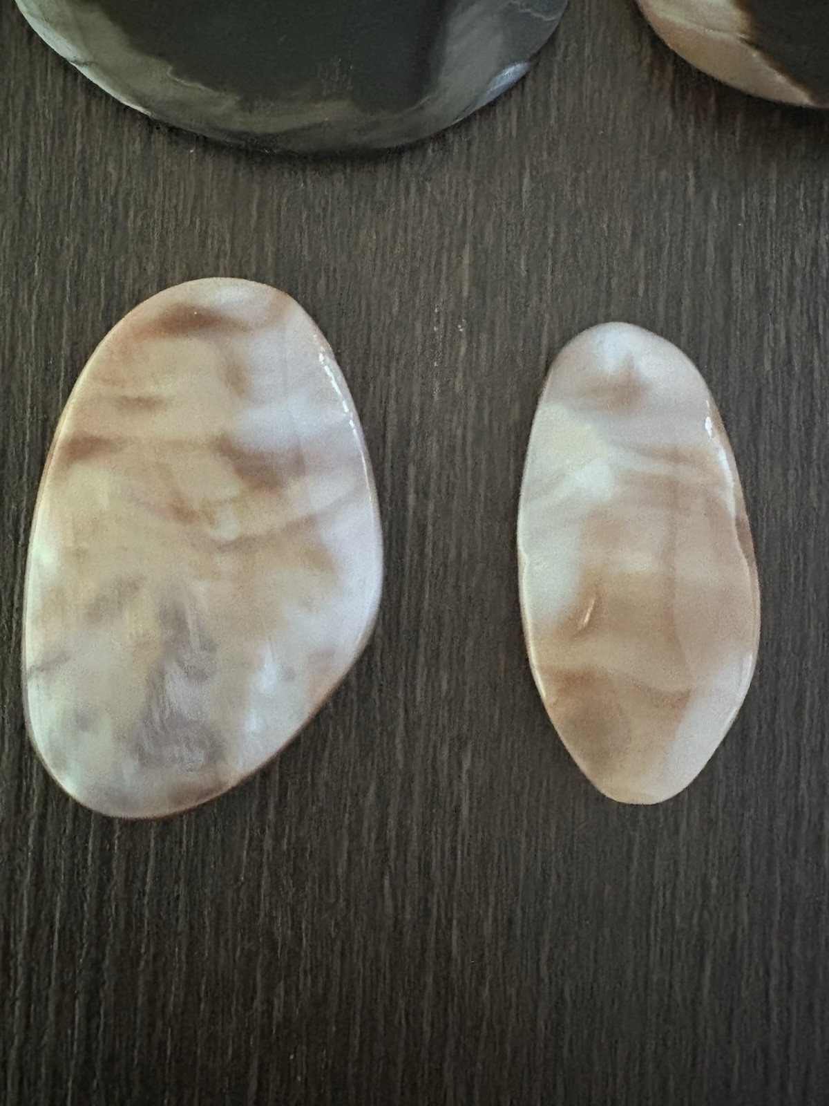 Large Mother Of Pearl Drops Pendants In Diff Sizes And Colors 19 Total Read Info