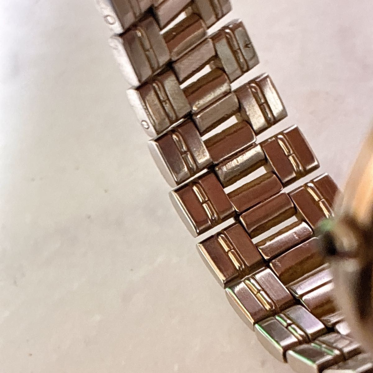 Excellent Condition SEIKO DOLCE Quartz Watch Working Glitter Dial