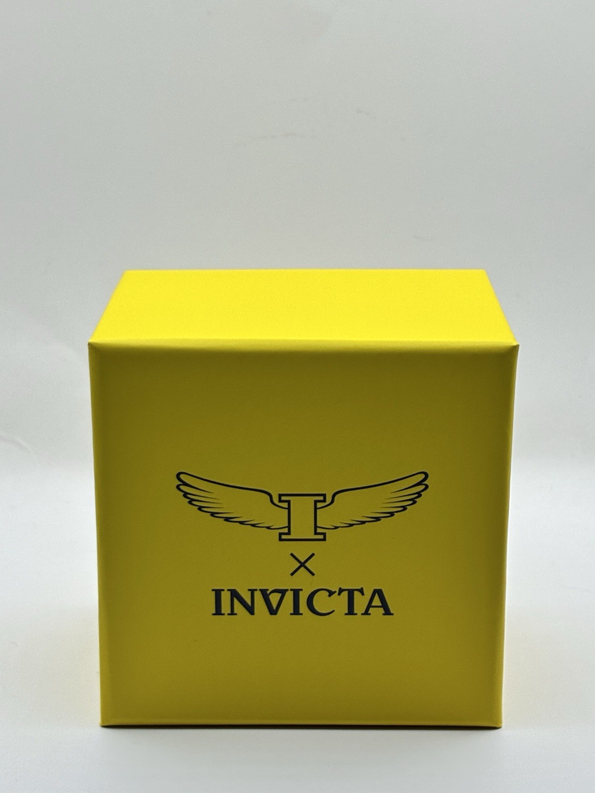 Invicta 41552 Angel women’s watch with Mother of Pearl Dial – 34mm – Steel, Gold