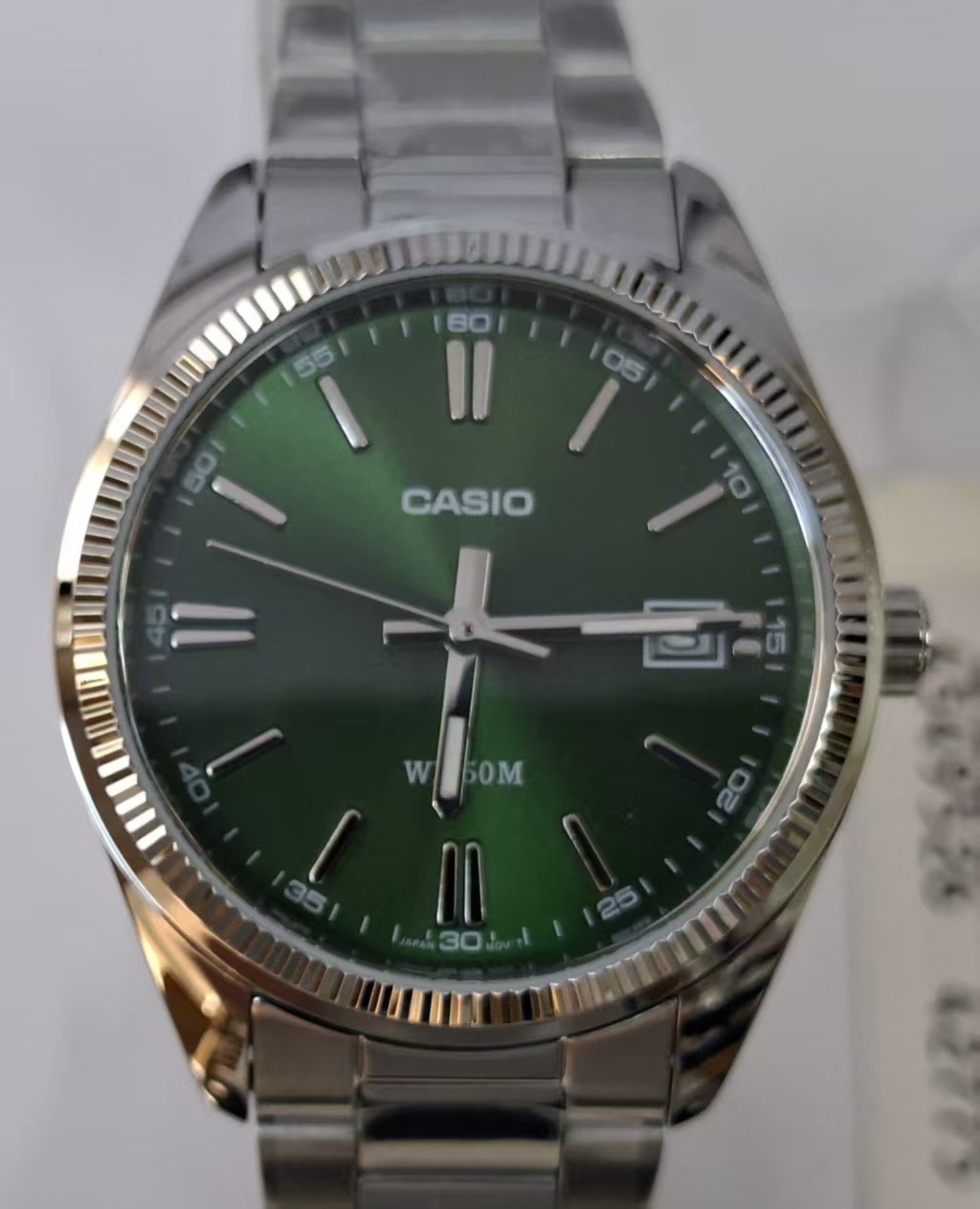 Casio UTP-1302PD-3A1 Stainless Steel Band 35 mm Dail Green Unisex Adults Watch