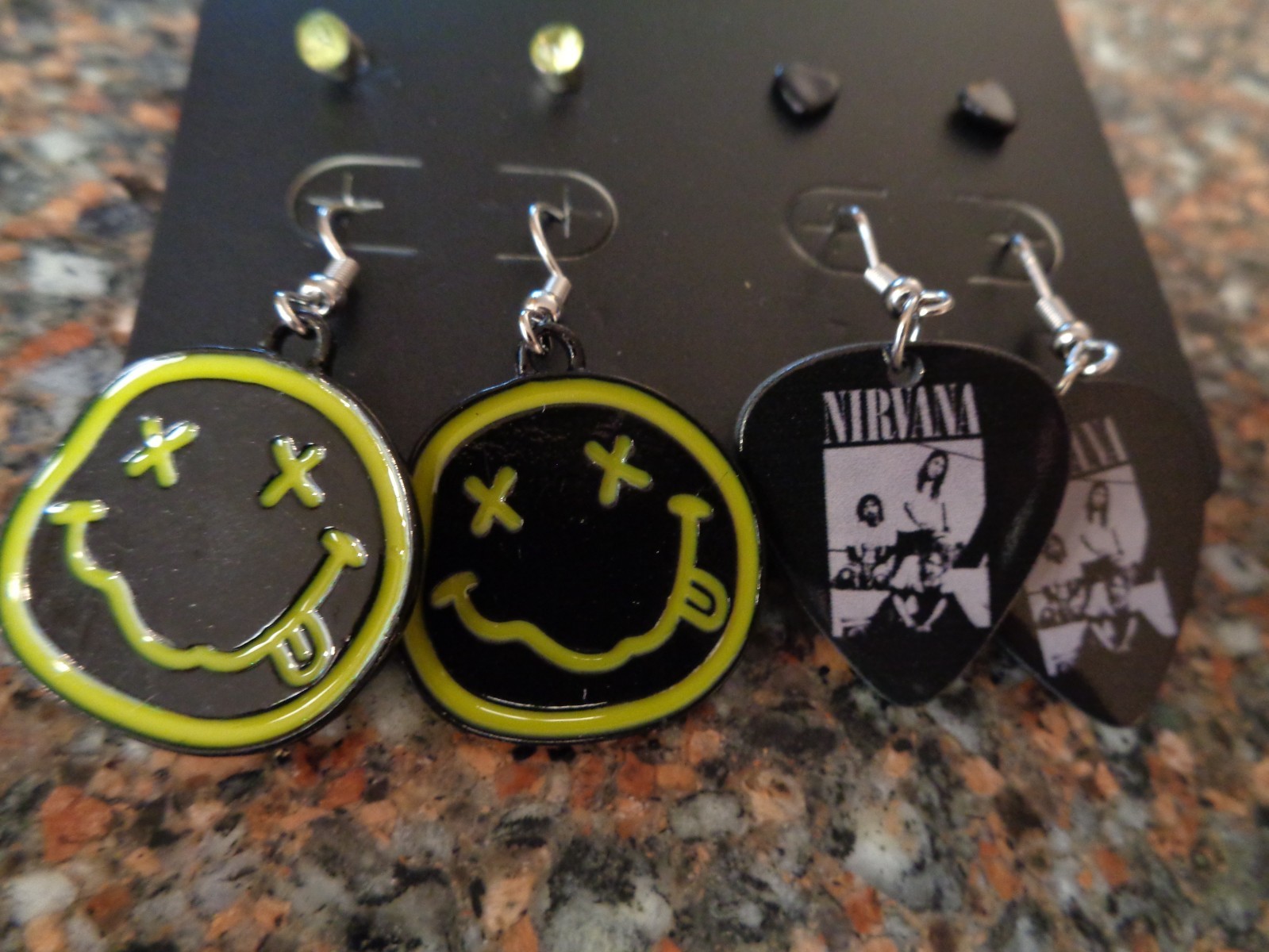Nirvana Logo & Guitar Pick Earring Set of 4 Drop & Studs Cobain Brand New
