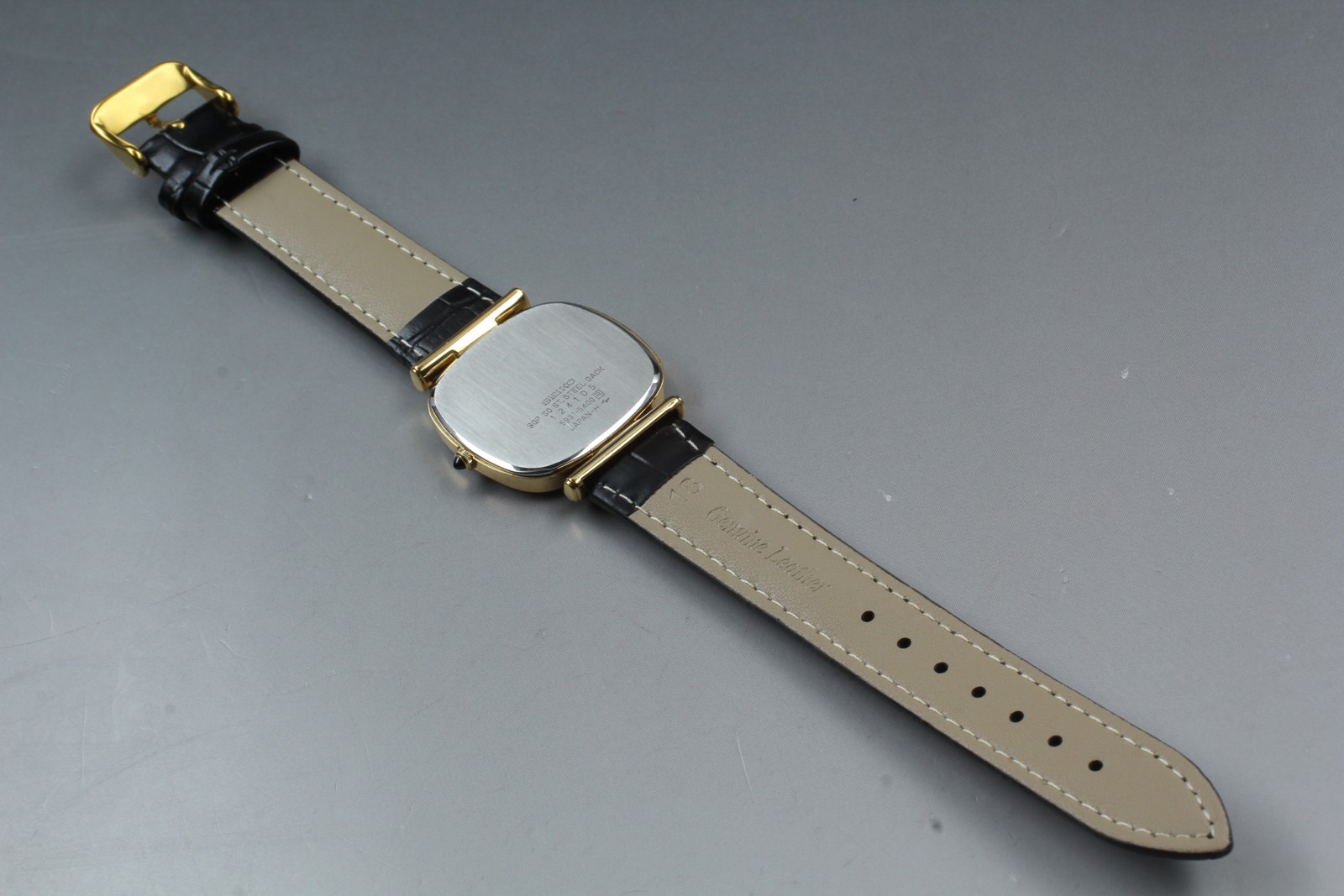MINT SEIKO Dolce 5931-5400 White Dial Roman Quartz Mens Vintage Watch From JAPAN