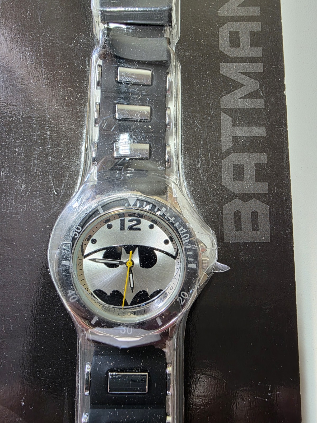 Kids Batman Quartz Analog Watch Silver Case Black Rubber Strap