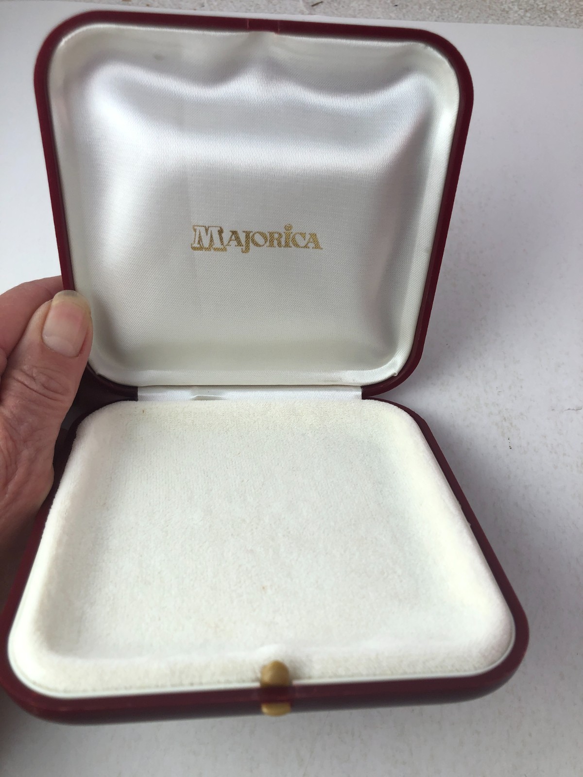 Red Burgundy Majorica Display Jewelry Presentation Box Snap Closure