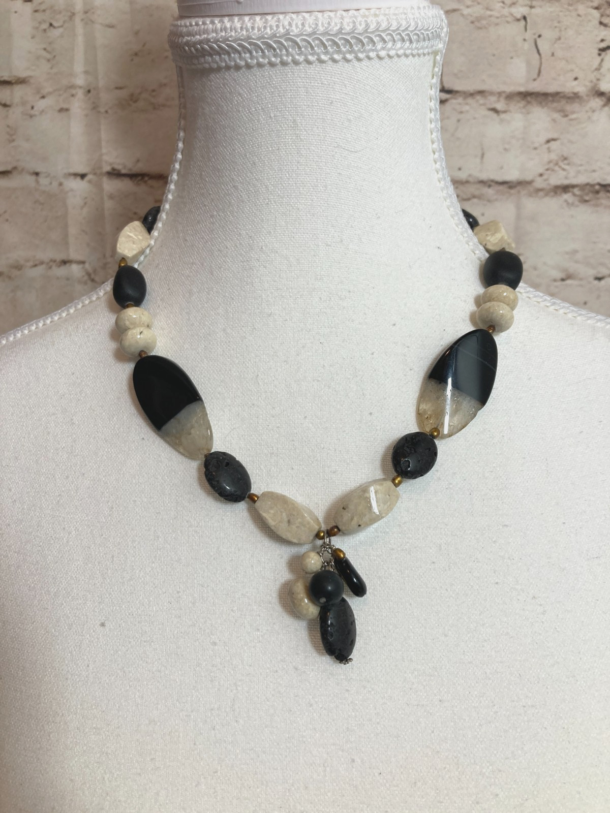 Vintage Earthy Statement Necklace Artsy Ethnic Artisan Black & Cream Stones