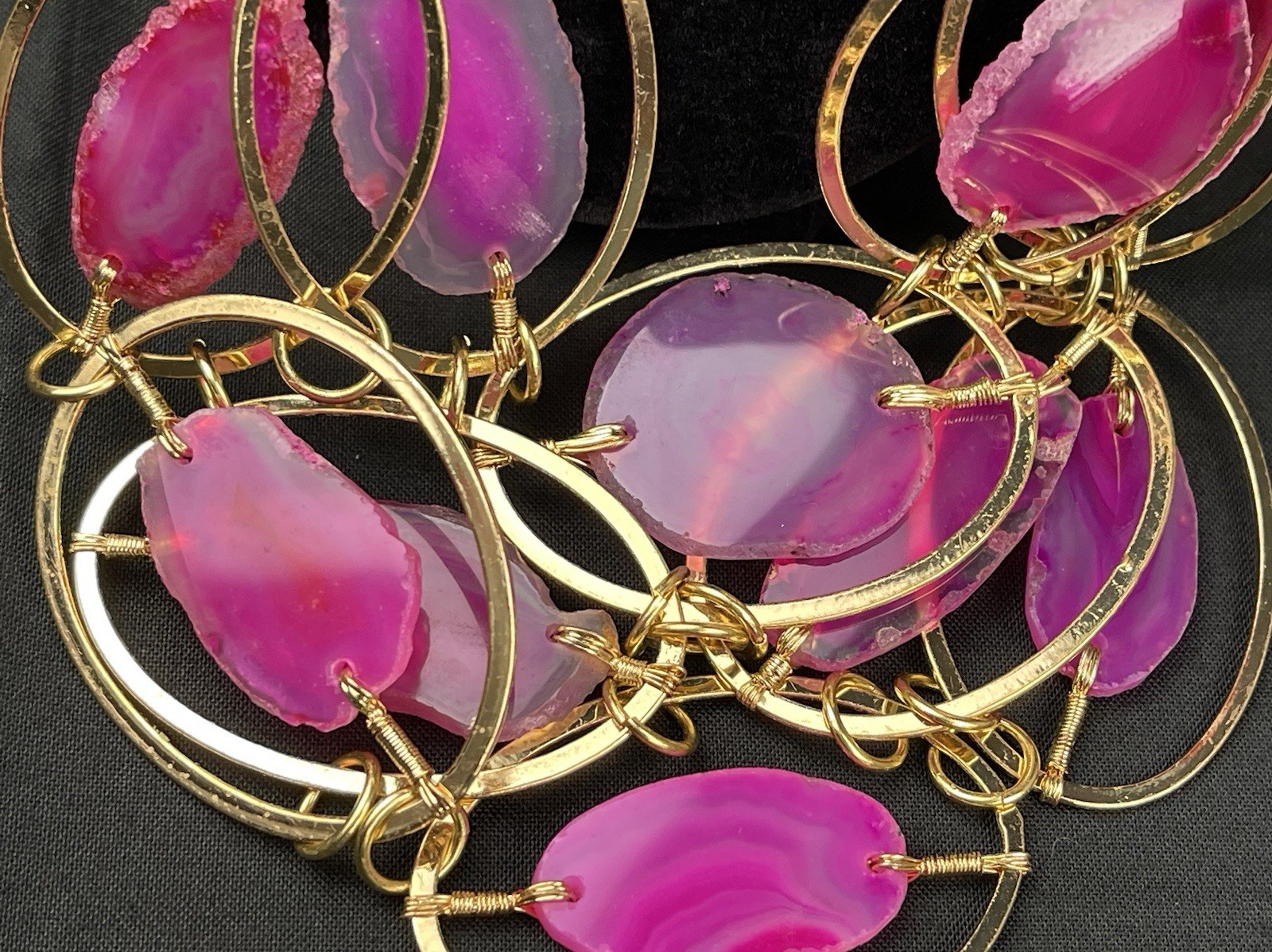 CGI CN Beautiful Statement Pink Gold Tone Necklace.