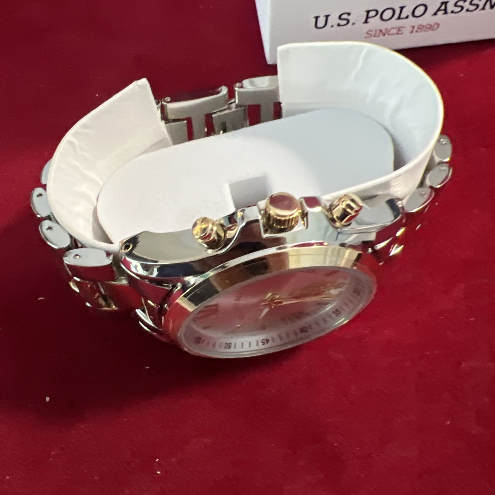 U.S. Polo Assn. Women’s USC40261AZ Analog Display Quartz Two Tone Watch 40mm
