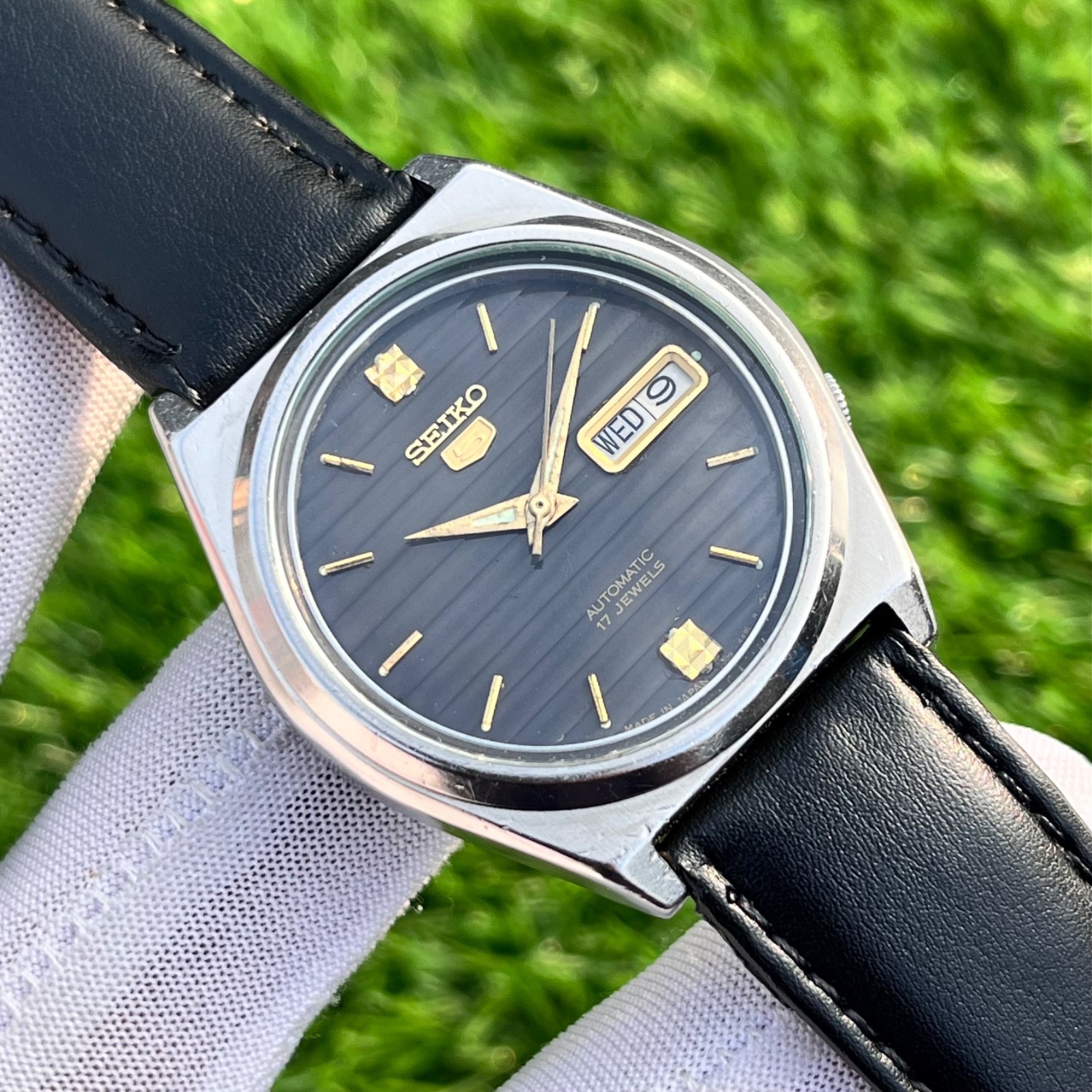 Vintage Seiko 5 Dress Formal Automatic Japan Made Men’s Watch 7009-876J