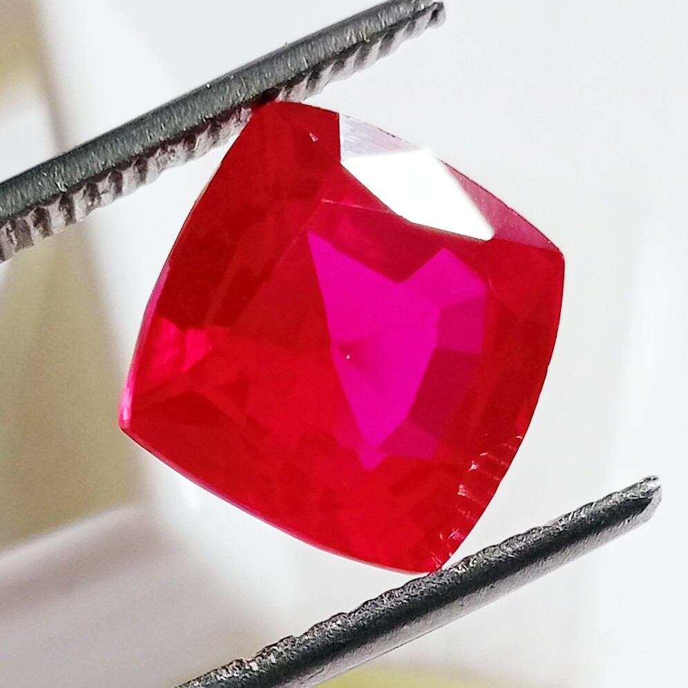 Unheated 10.90 Ct Natural Certified Pigeon Blood Red Ruby Loose Gemstone JM218