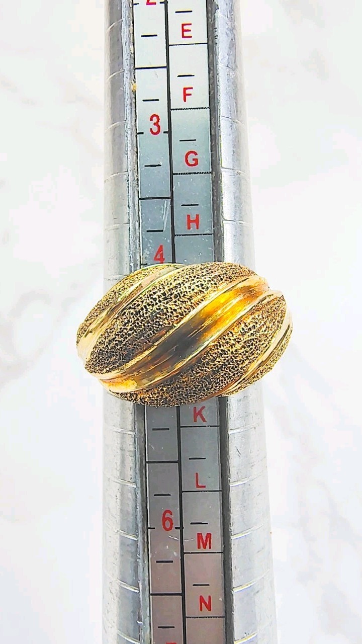 Antique 14K Yellow Gold Textured Dome Ring • Size 4.75 • 11.65mm • 4.97g