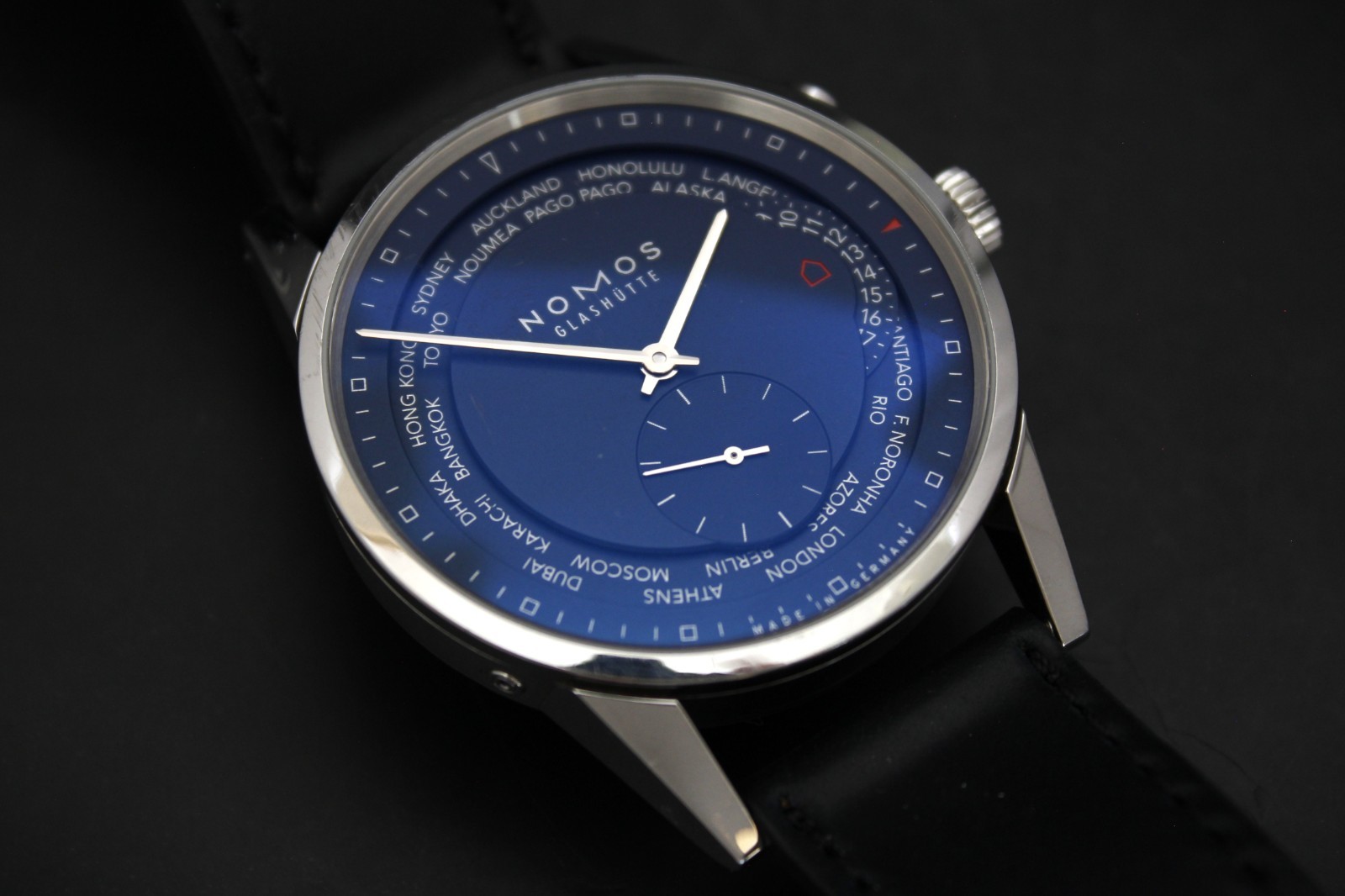 NOMOS Zürich Weltzeit Worldtimer 807 Steel 2019 Full Set B&P 6-Month Warranty