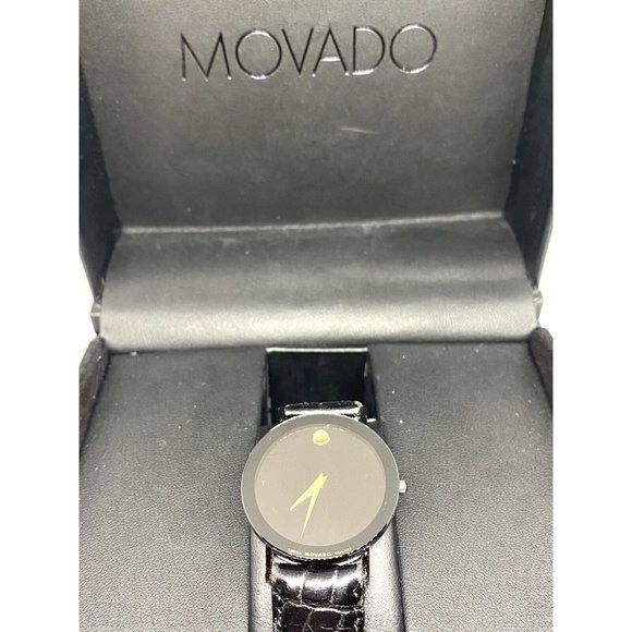 Movado Museum Ultra slim Thin Black Dial Quartz Watch 84.C6.882.2A