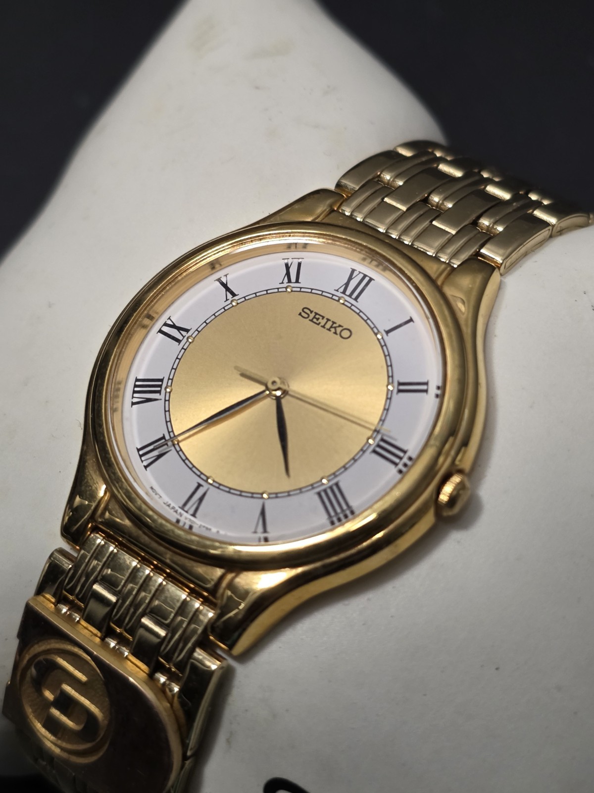 RARE VINTAGE 1990’S SEIKO QUARTZ V701-1Y70 ROMAN SECTOR JAPAN MEN’S WATCH