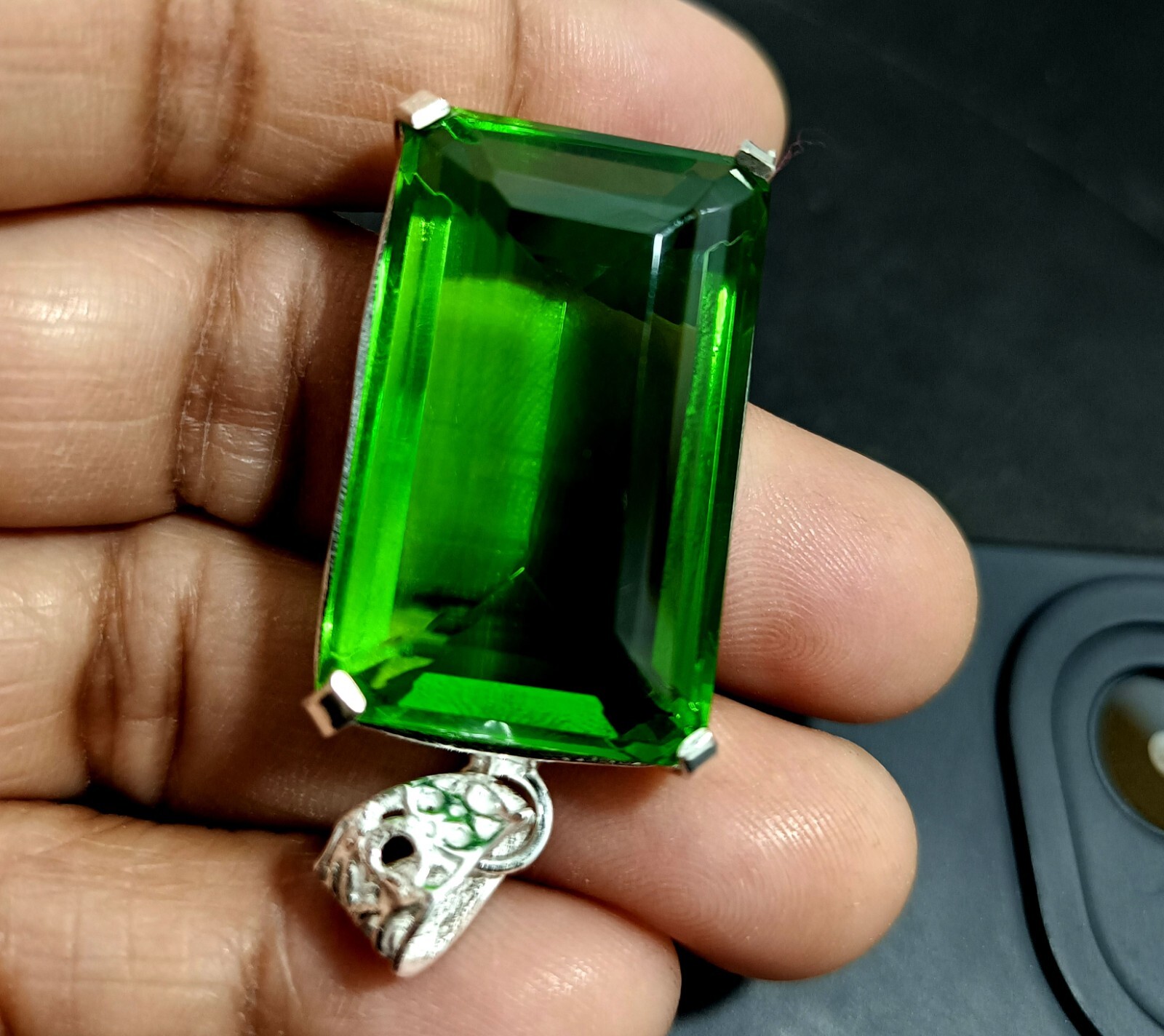 Certified Natural 70.45 Ct Brazilian Emerald Green Topaz Pendant Loose Gemstone