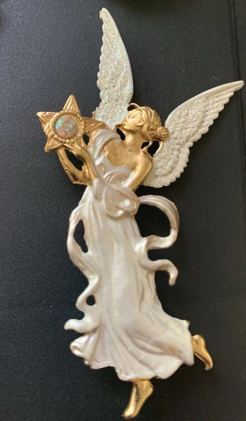 Lot Of 4 Vintage Brooches All In Excellent Condition See Description