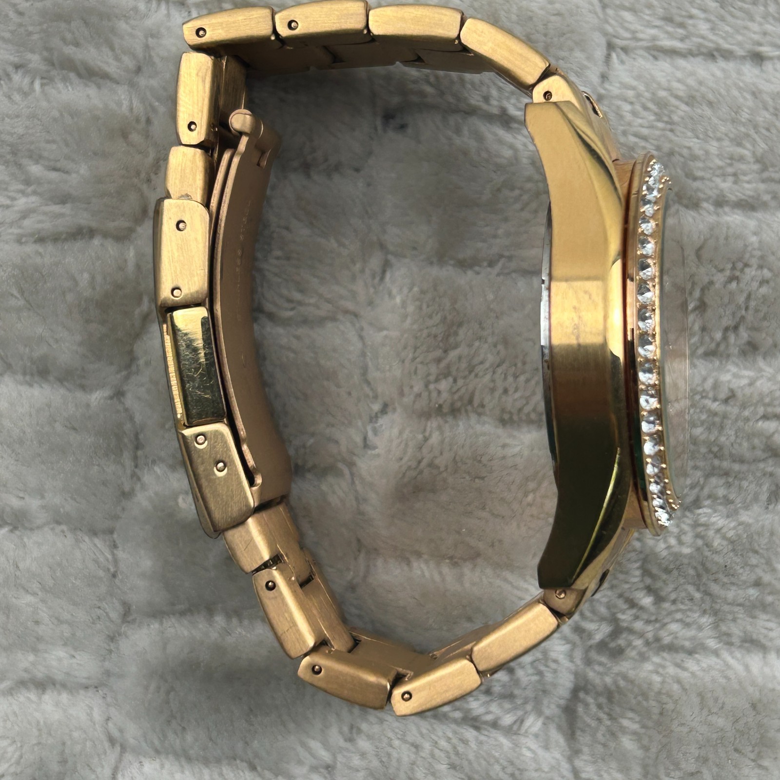 Fossil Riley Womens Watch 38mm Rose Gold Tone Crystals ES2811 New Battery 5.5″
