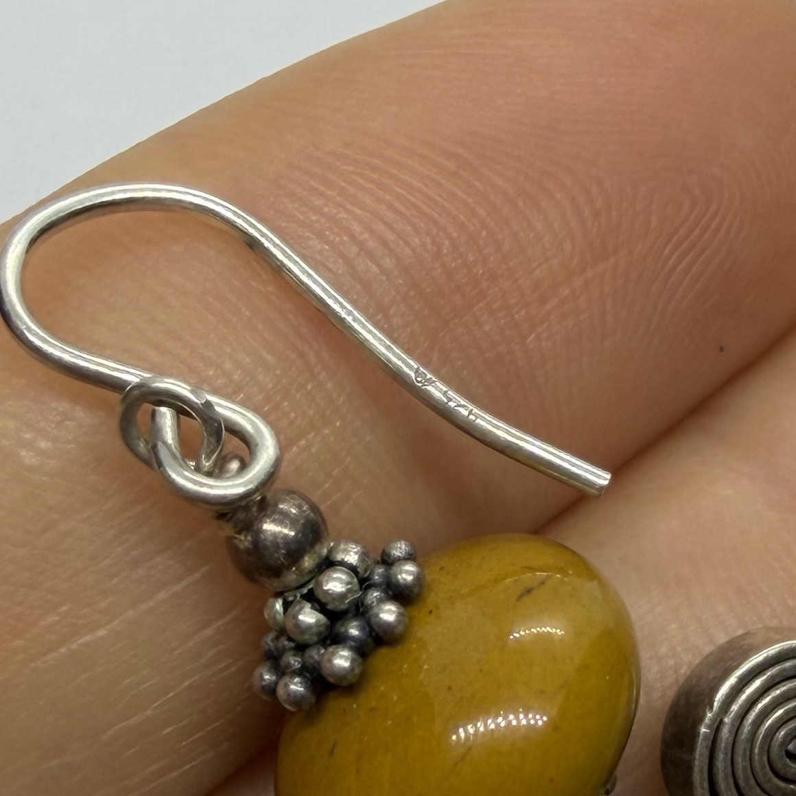Vtg Boho Mustard Yellow Stone Sterling Silver Spiral Charm Dangle Earrings Hook