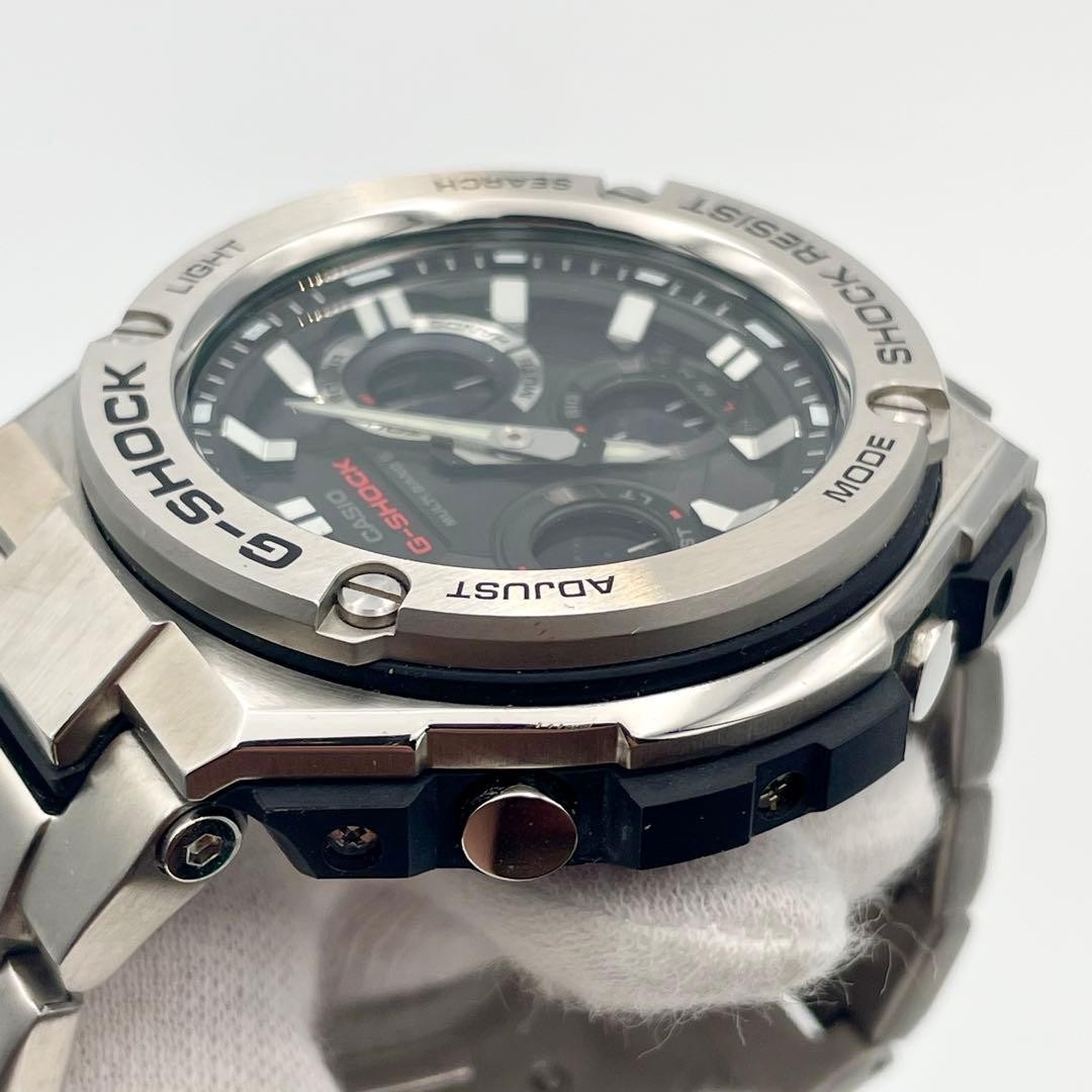Condition G SHOCK Wristwatch Radio Solar GST W110D 1AJF