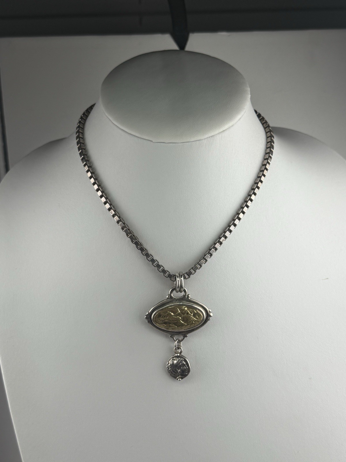 Reversible Pendant Chariot Lion Sterling Silver Necklace 3.9mm Box Chain 16″ 60g