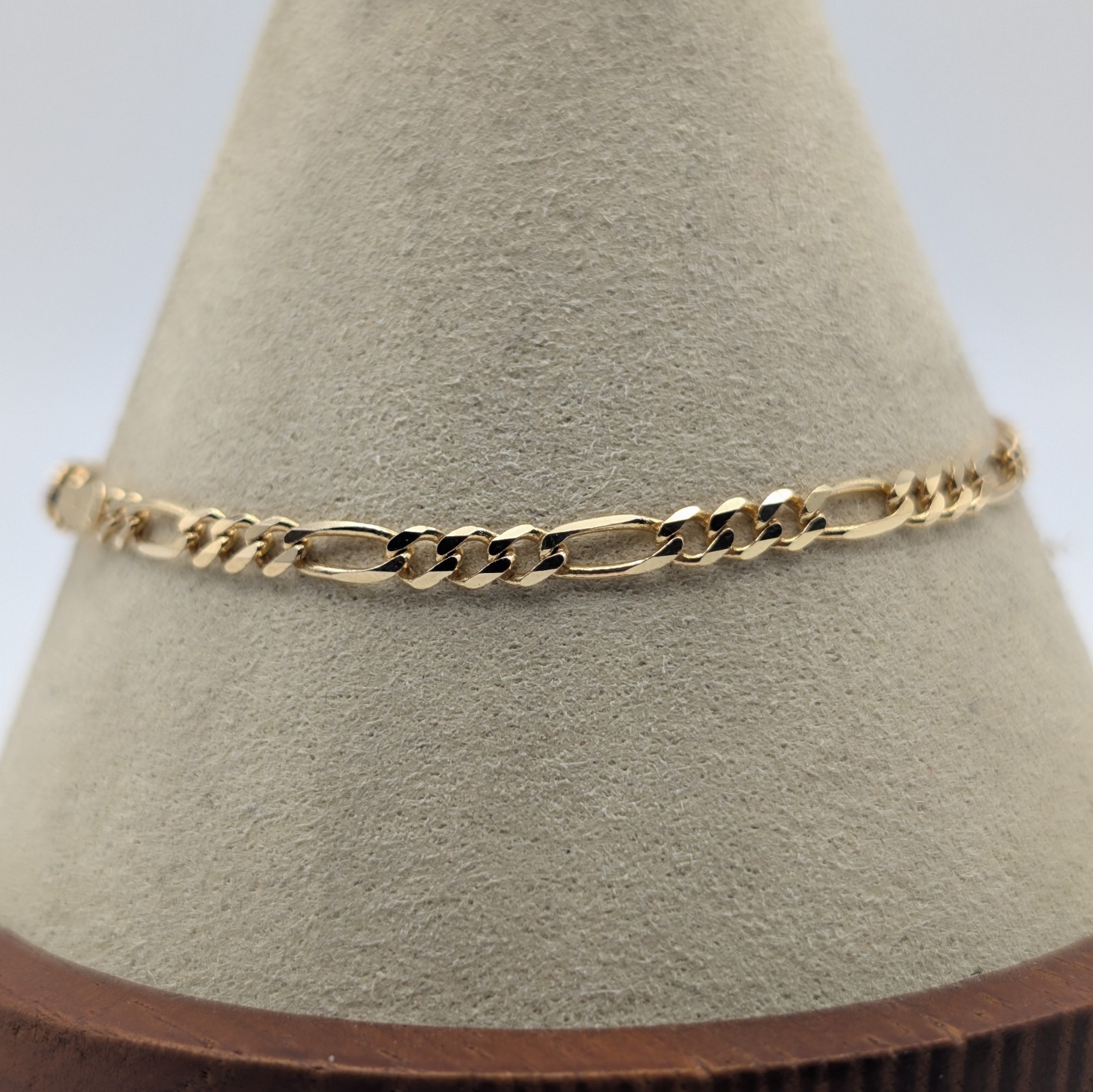 Solid 14k Yellow Gold Italian Figaro Chain Link Bracelet 7″ Long 3mm Wide